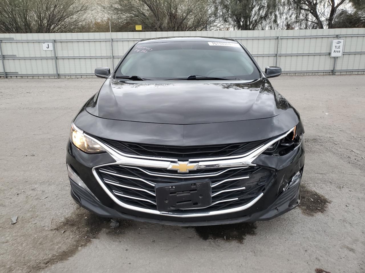 Photo 4 VIN: 1G1ZD5ST5KF158195 - CHEVROLET MALIBU 