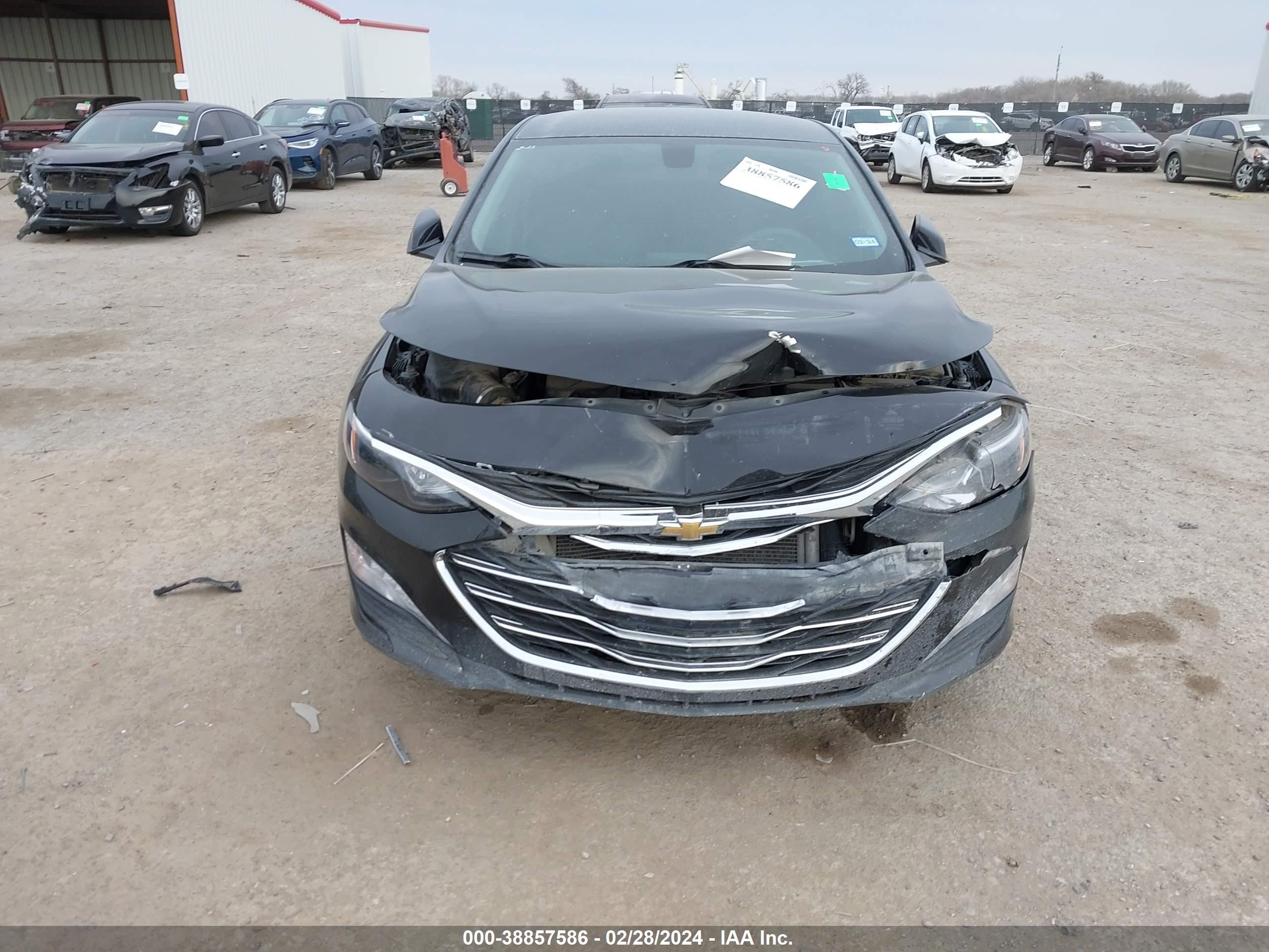 Photo 11 VIN: 1G1ZD5ST5KF164501 - CHEVROLET MALIBU 