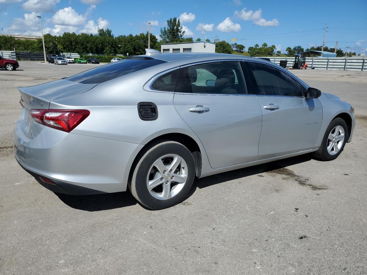 Photo 2 VIN: 1G1ZD5ST5LF040021 - CHEVROLET MALIBU 