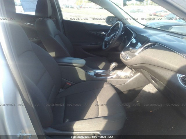 Photo 4 VIN: 1G1ZD5ST5LF042836 - CHEVROLET MALIBU 