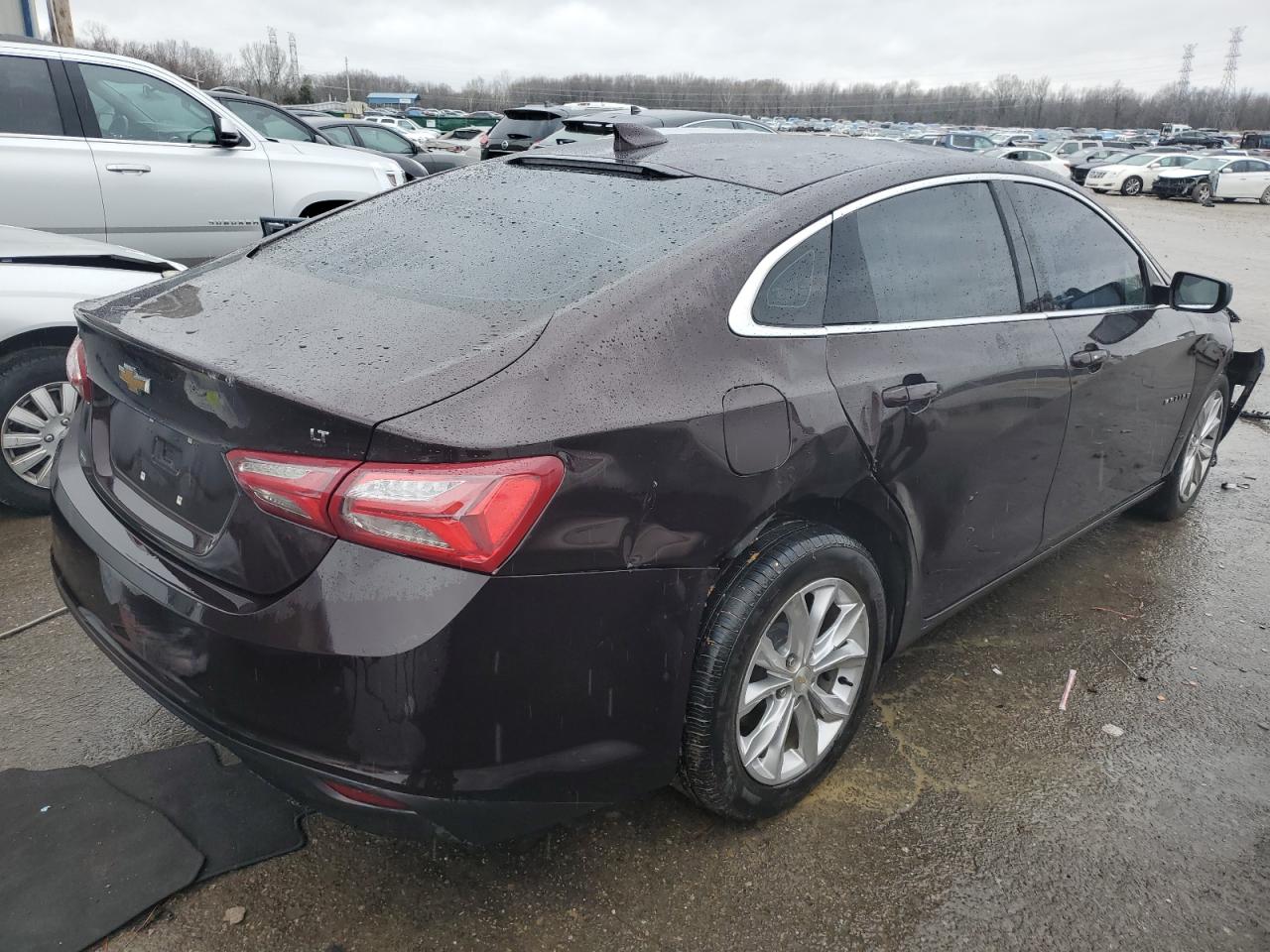 Photo 2 VIN: 1G1ZD5ST5MF022927 - CHEVROLET MALIBU 