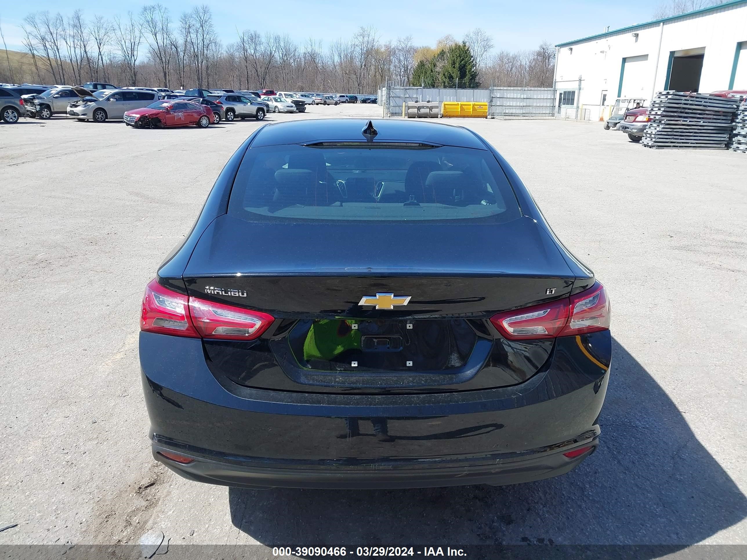 Photo 16 VIN: 1G1ZD5ST5NF138985 - CHEVROLET MALIBU 