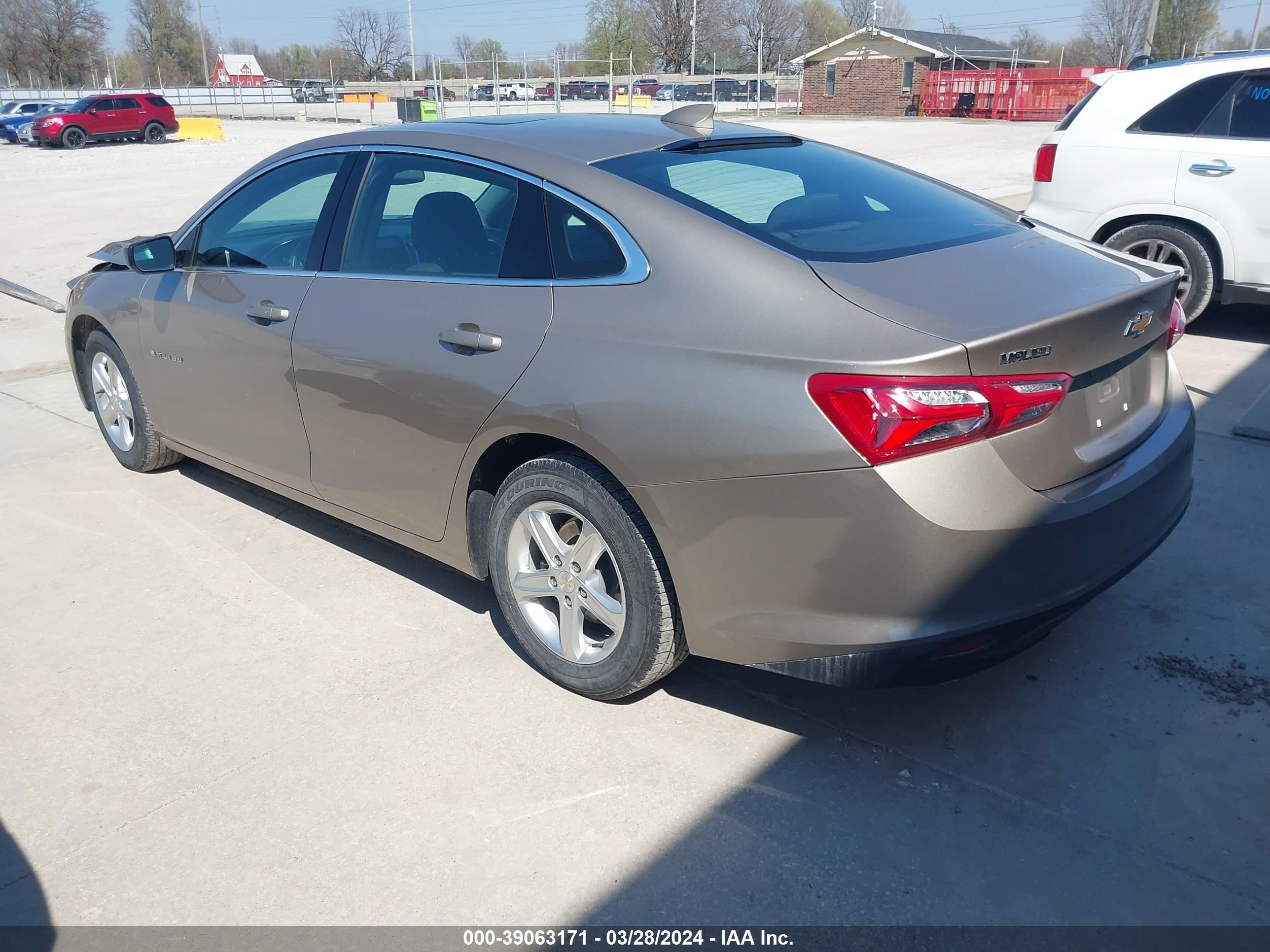 Photo 2 VIN: 1G1ZD5ST5NF180346 - CHEVROLET MALIBU 