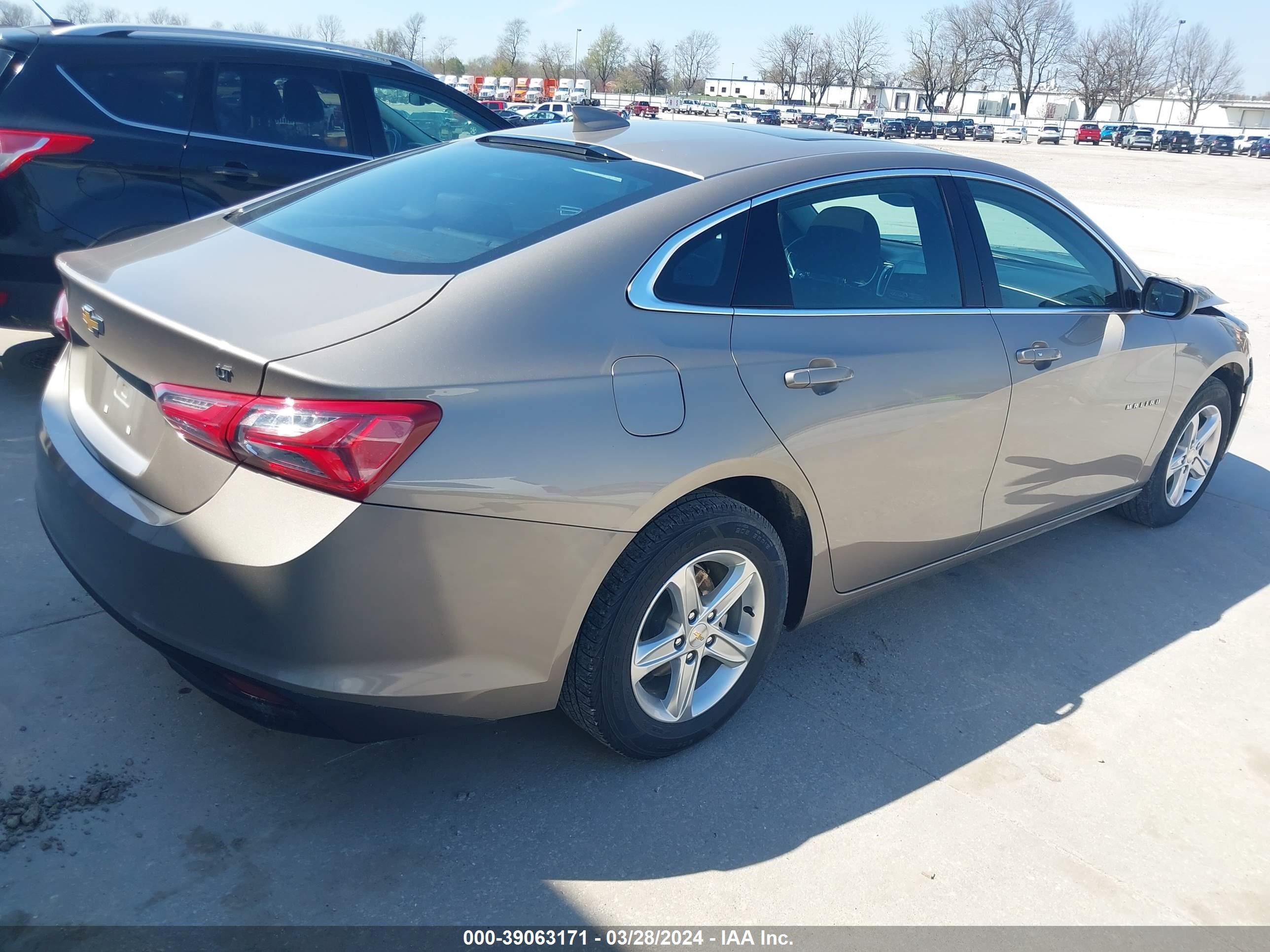 Photo 3 VIN: 1G1ZD5ST5NF180346 - CHEVROLET MALIBU 