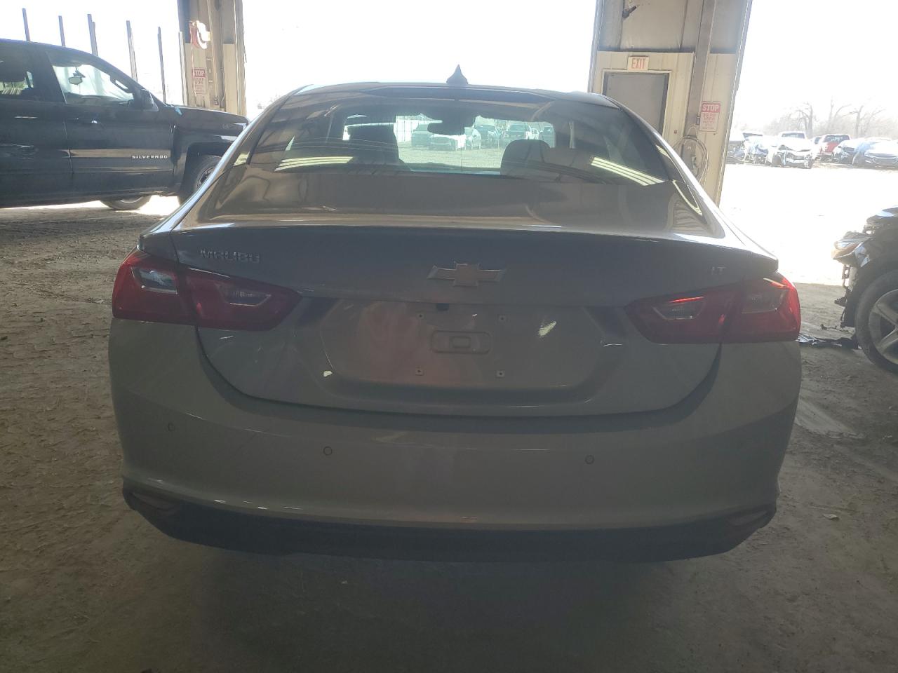 Photo 5 VIN: 1G1ZD5ST5RF123439 - CHEVROLET MALIBU 