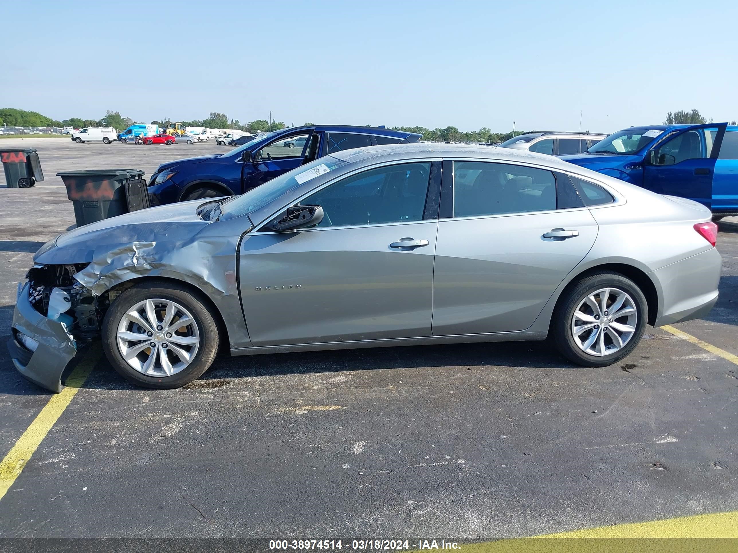 Photo 13 VIN: 1G1ZD5ST5RF126387 - CHEVROLET MALIBU 