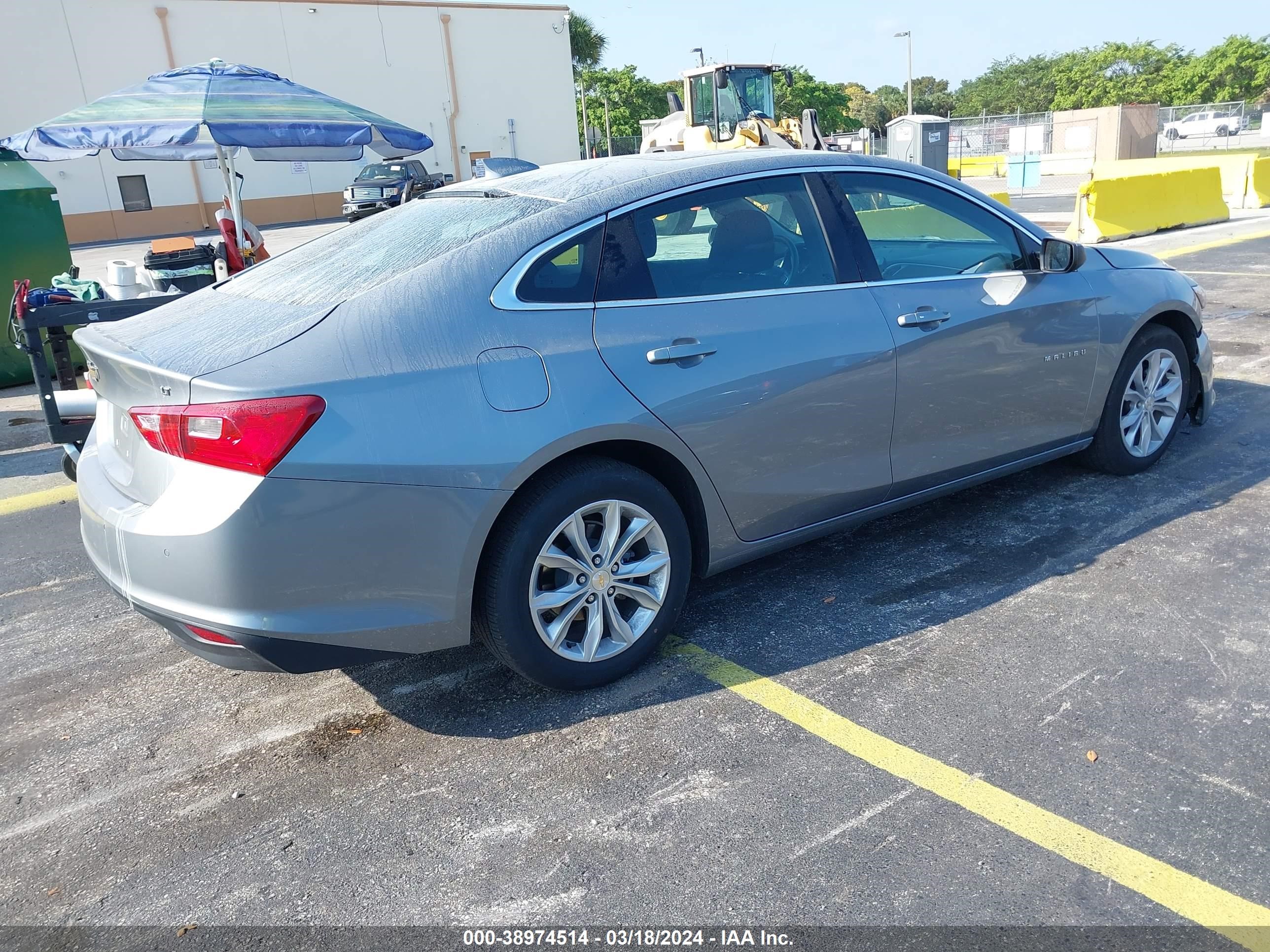 Photo 3 VIN: 1G1ZD5ST5RF126387 - CHEVROLET MALIBU 