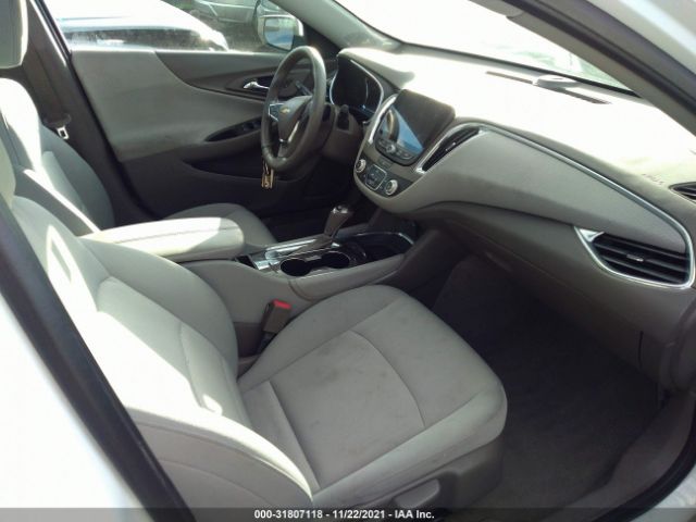 Photo 4 VIN: 1G1ZD5ST6JF142327 - CHEVROLET MALIBU 