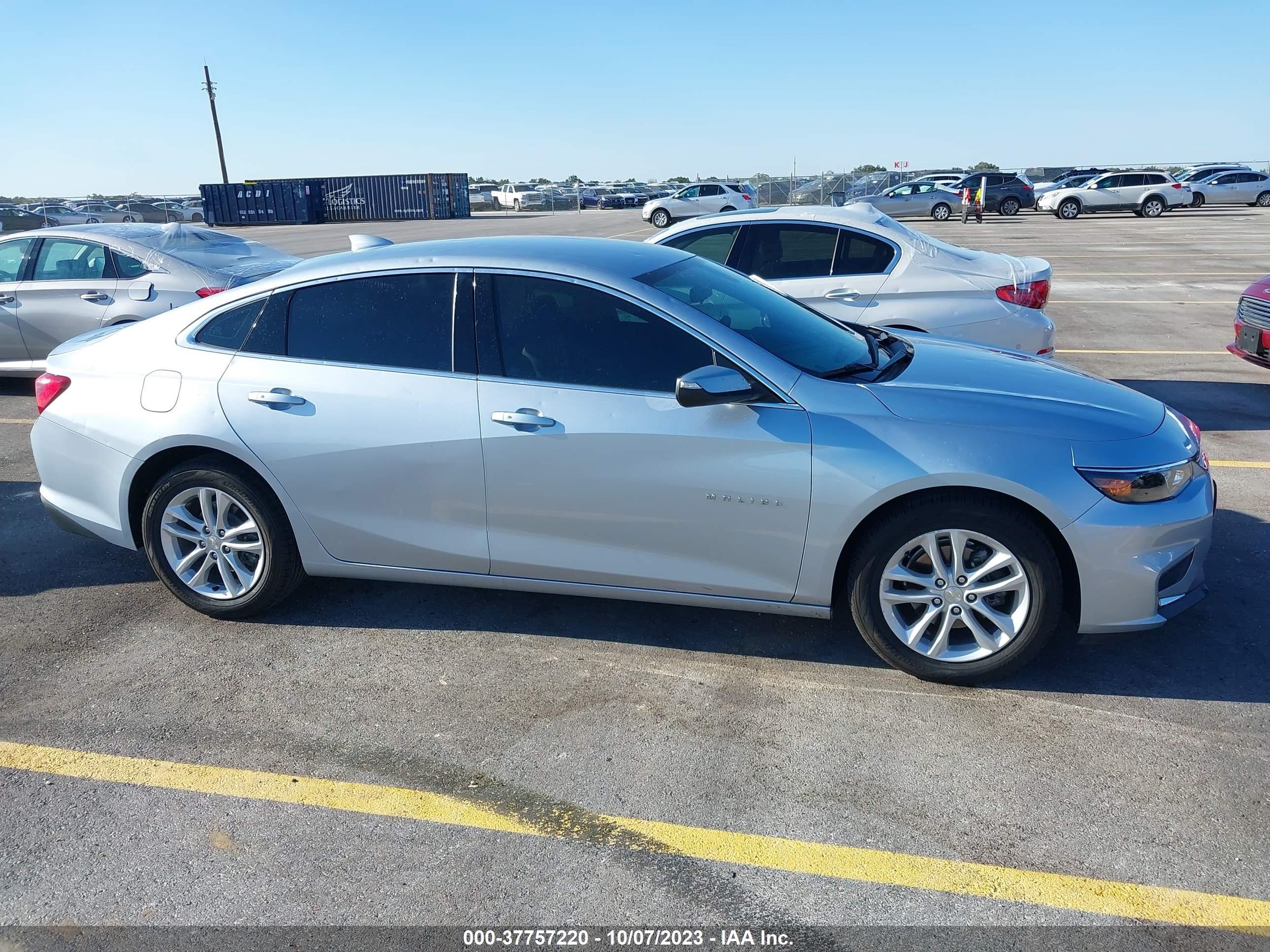 Photo 12 VIN: 1G1ZD5ST6JF181208 - CHEVROLET MALIBU 