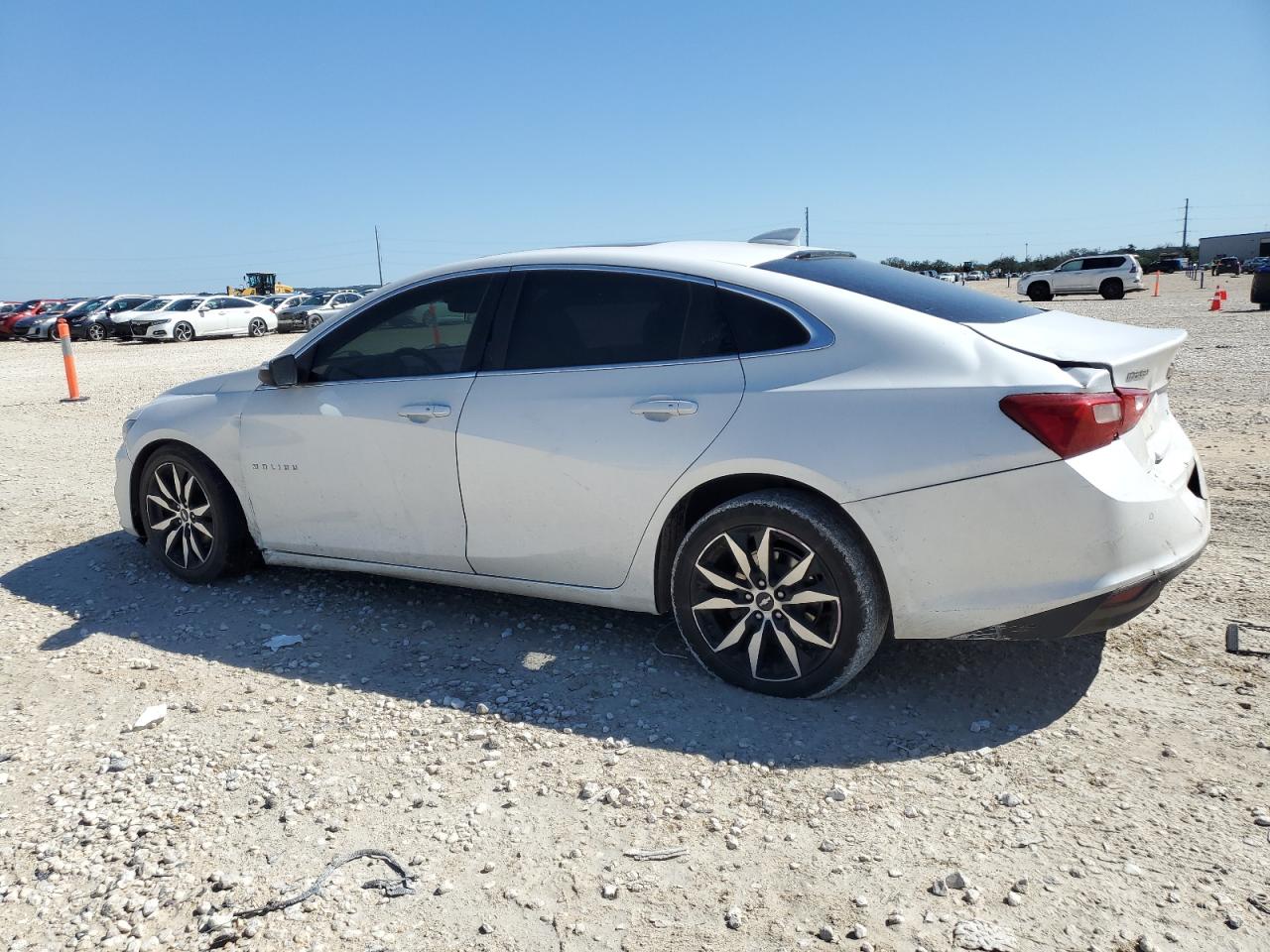 Photo 1 VIN: 1G1ZD5ST6JF184013 - CHEVROLET MALIBU 