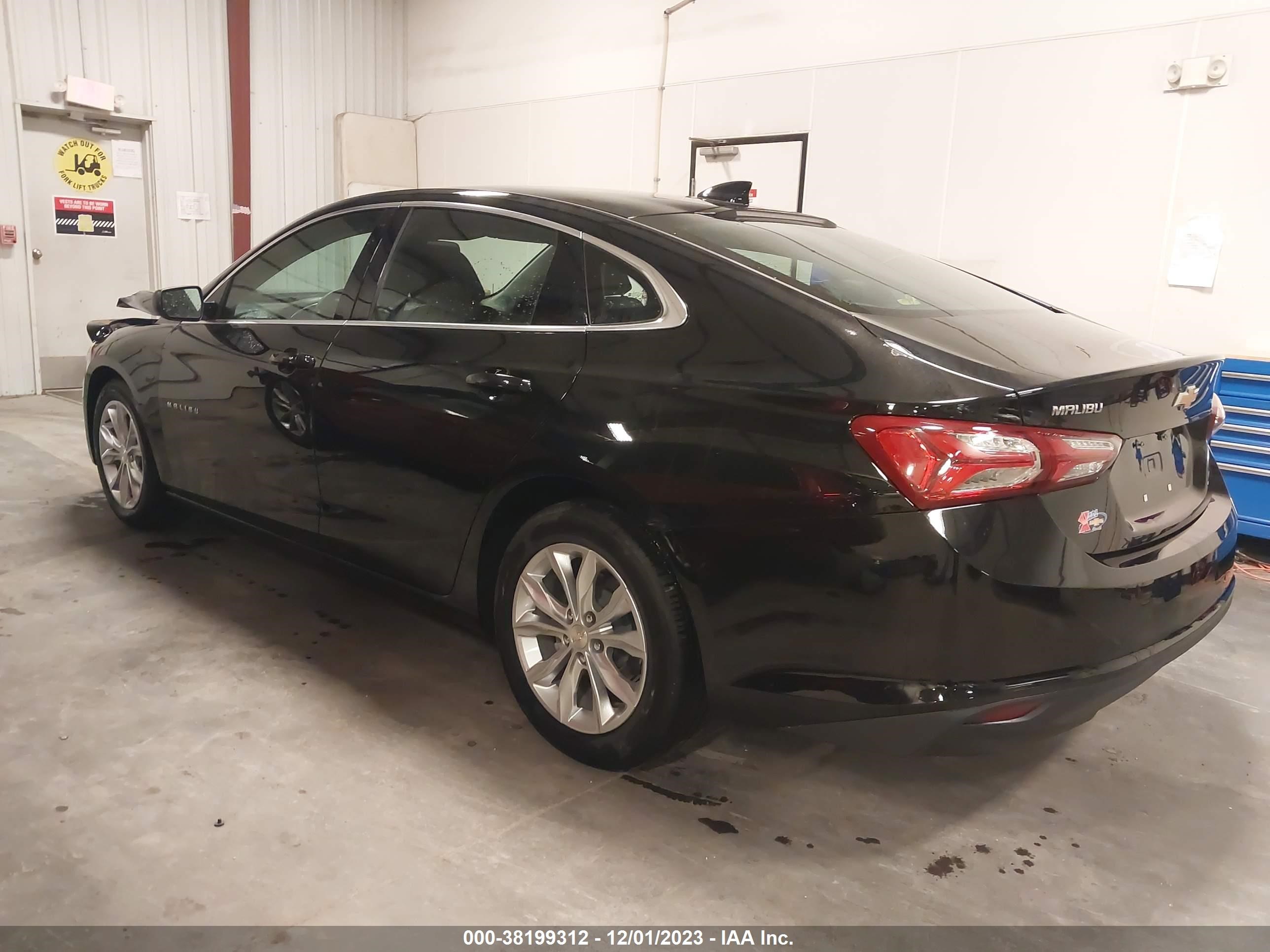 Photo 2 VIN: 1G1ZD5ST6KF122113 - CHEVROLET MALIBU 