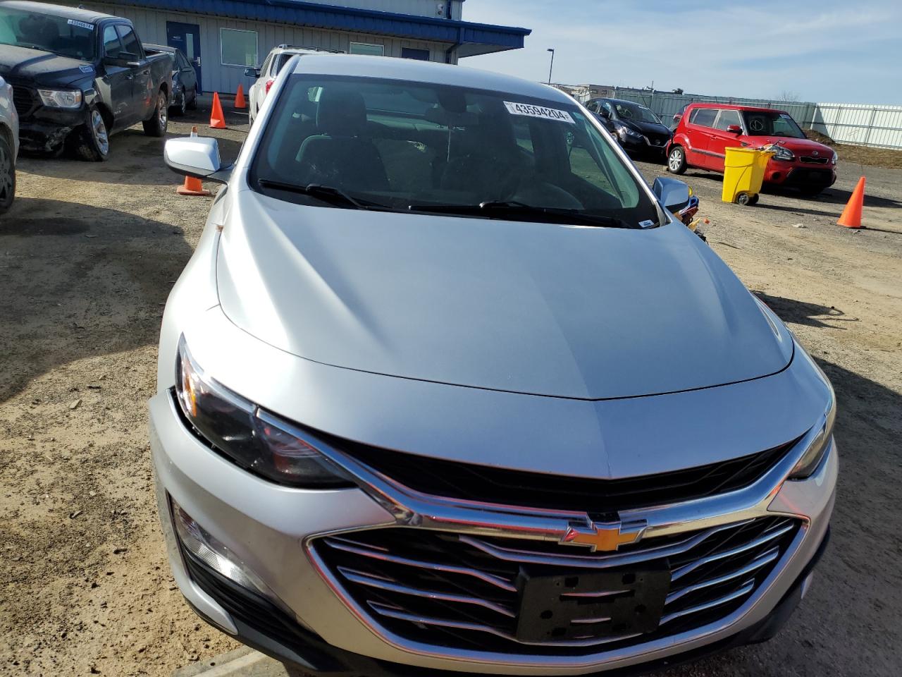 Photo 4 VIN: 1G1ZD5ST6LF003530 - CHEVROLET MALIBU 