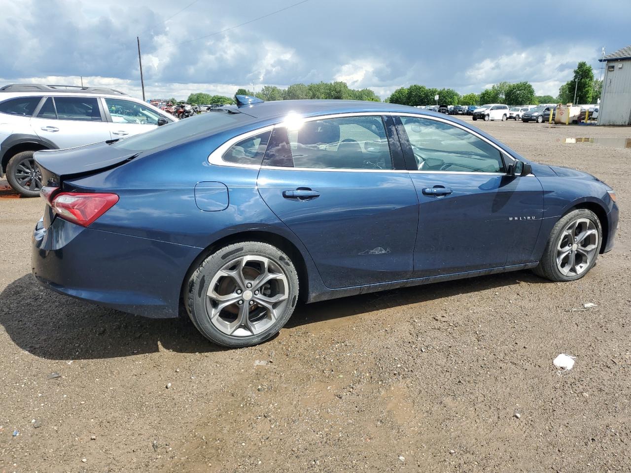 Photo 2 VIN: 1G1ZD5ST6LF101361 - CHEVROLET MALIBU 