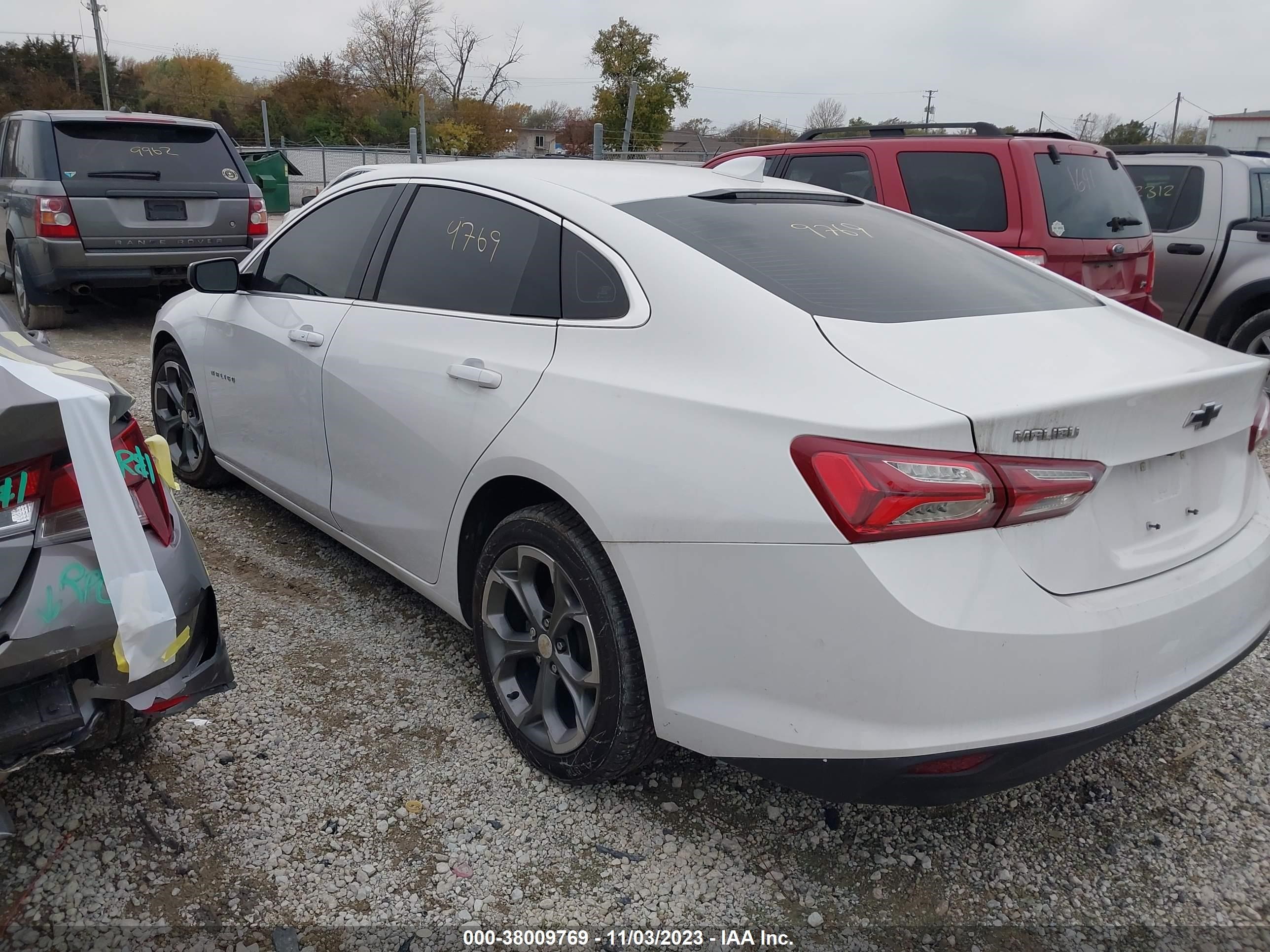 Photo 2 VIN: 1G1ZD5ST6LF120203 - CHEVROLET MALIBU 