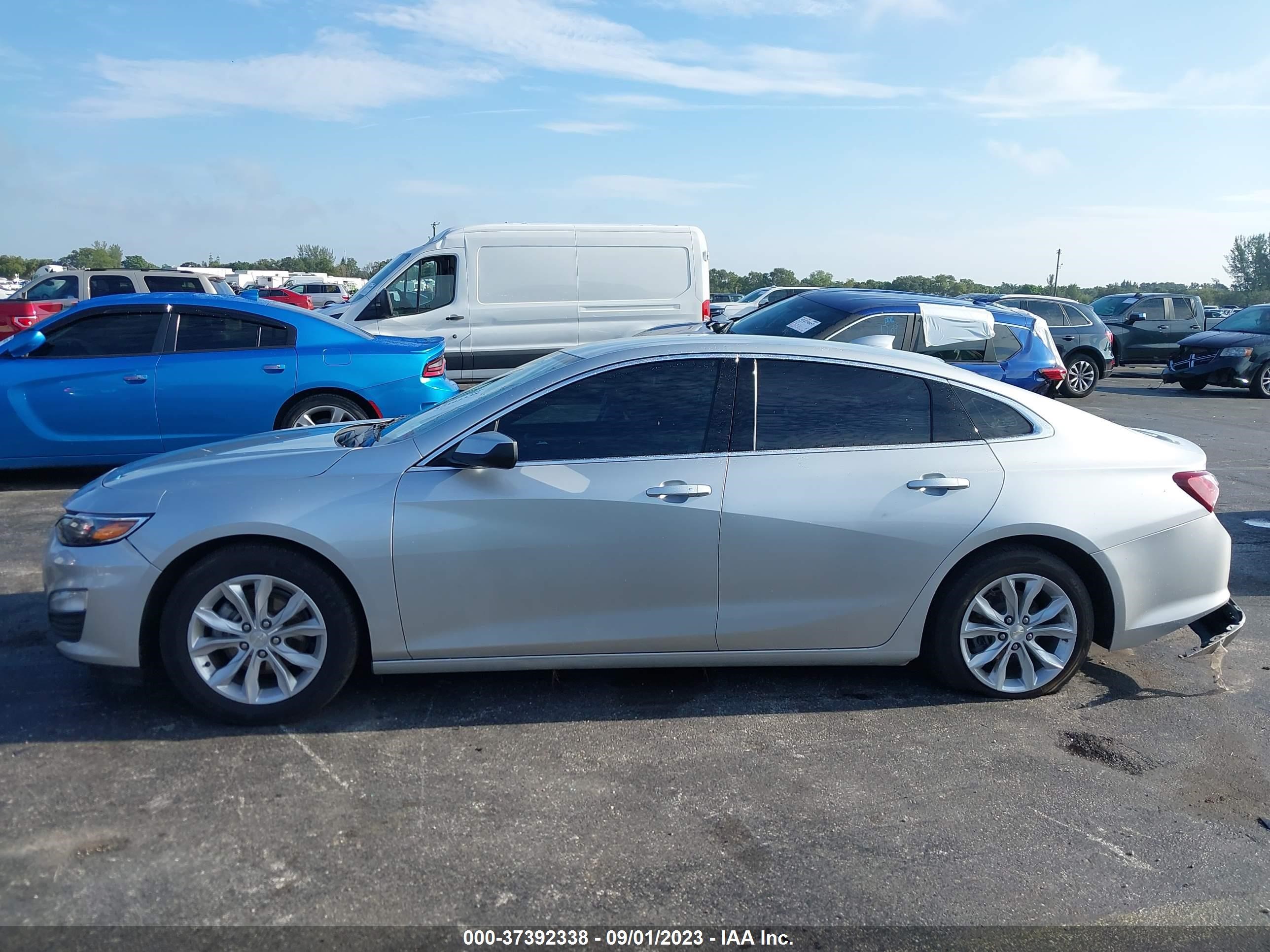 Photo 13 VIN: 1G1ZD5ST6MF069917 - CHEVROLET MALIBU 