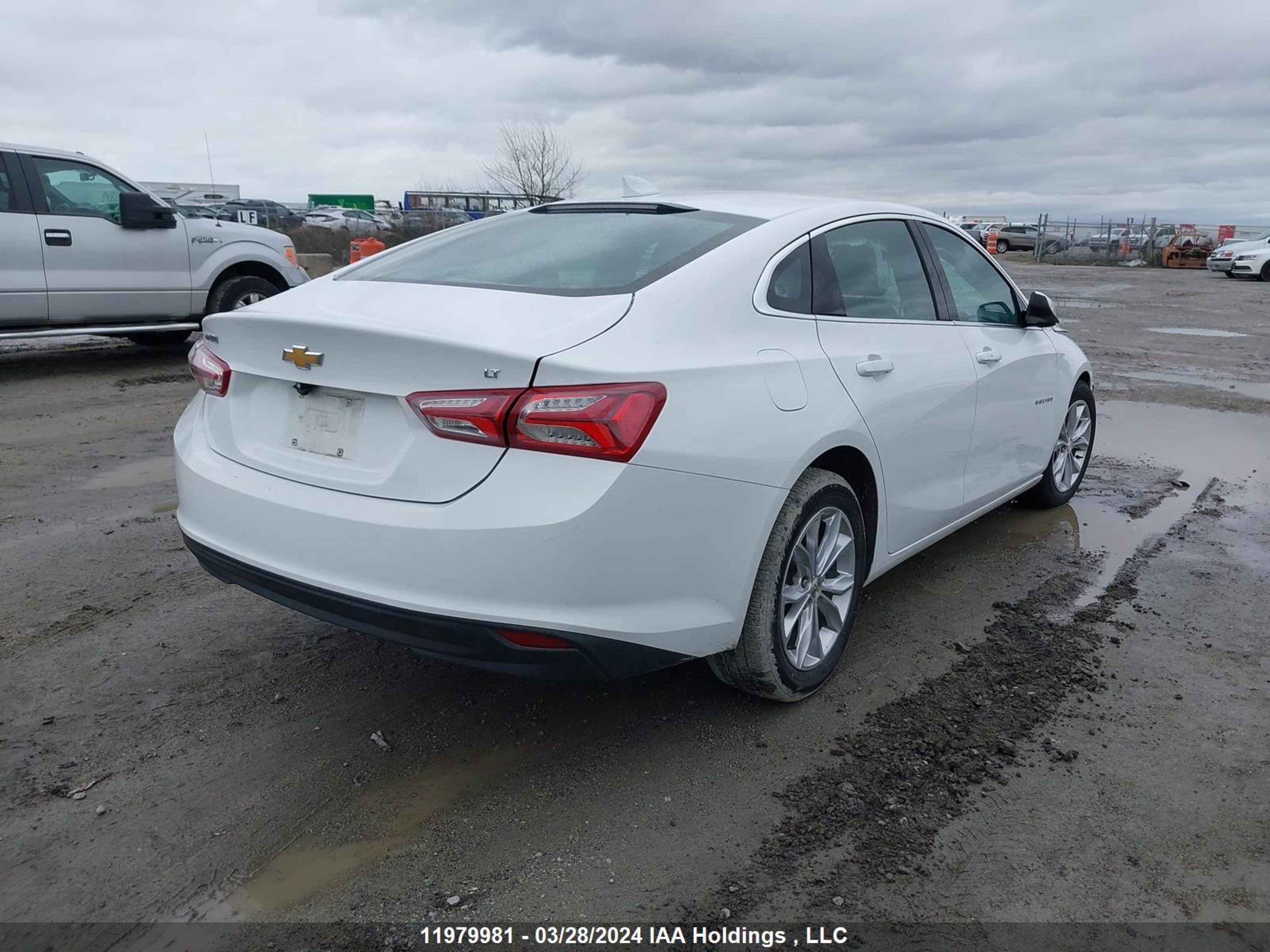 Photo 3 VIN: 1G1ZD5ST6NF143323 - CHEVROLET MALIBU 