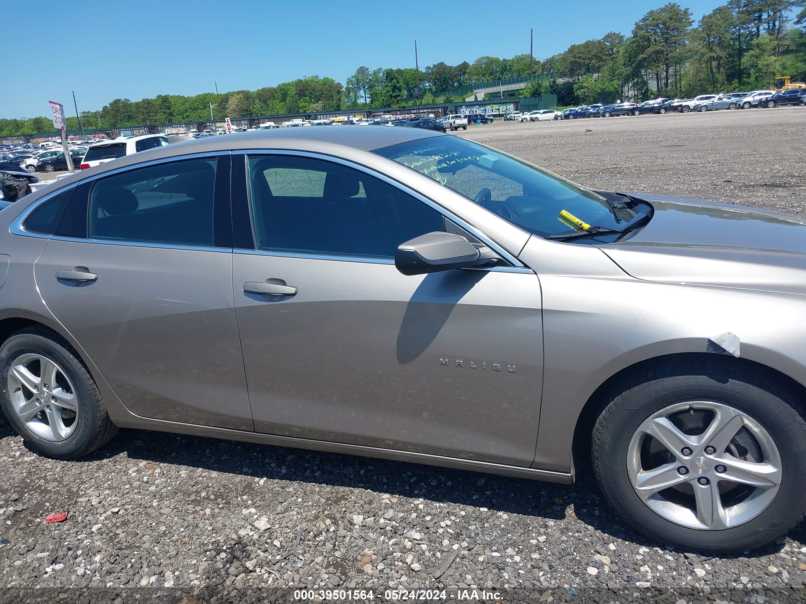 Photo 12 VIN: 1G1ZD5ST6NF150921 - CHEVROLET MALIBU 