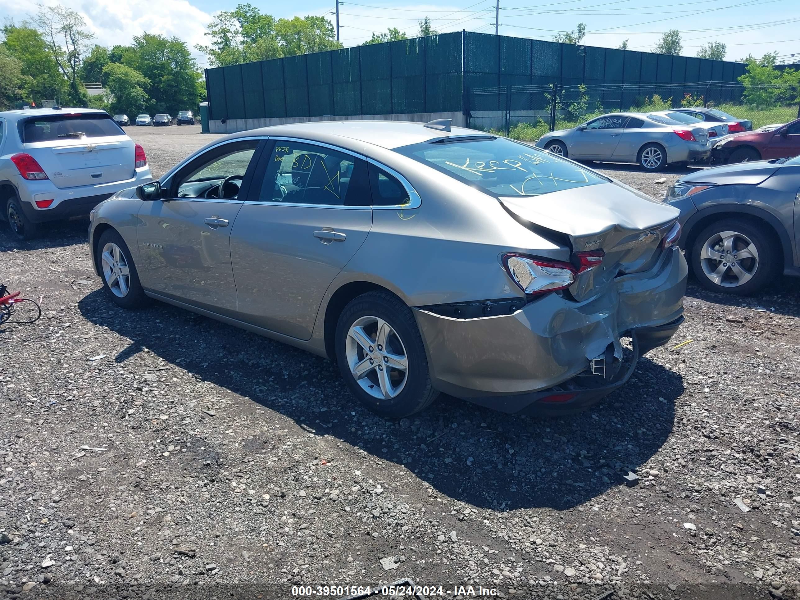 Photo 2 VIN: 1G1ZD5ST6NF150921 - CHEVROLET MALIBU 