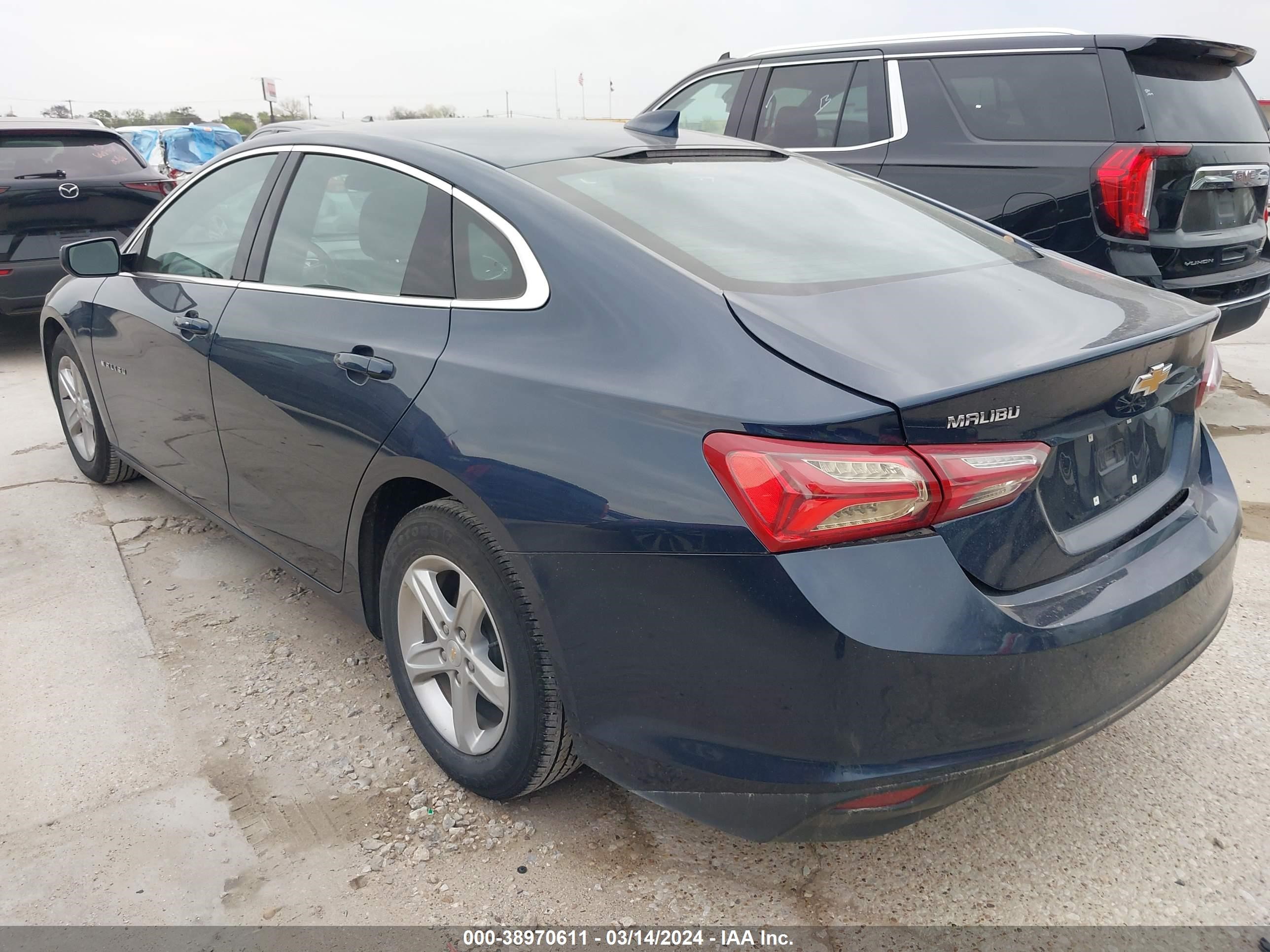 Photo 2 VIN: 1G1ZD5ST6NF171395 - CHEVROLET MALIBU 