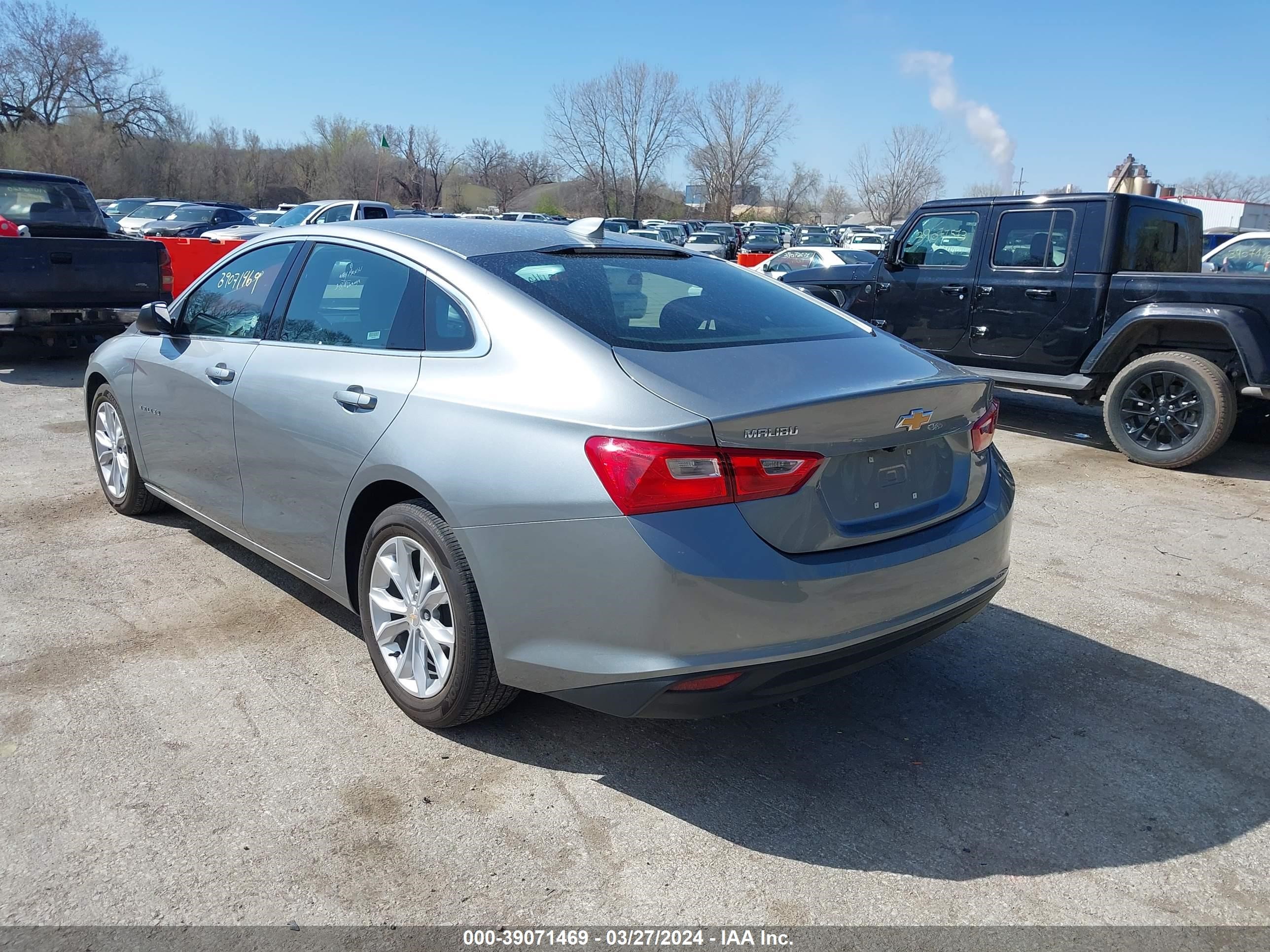 Photo 2 VIN: 1G1ZD5ST6PF221344 - CHEVROLET MALIBU 