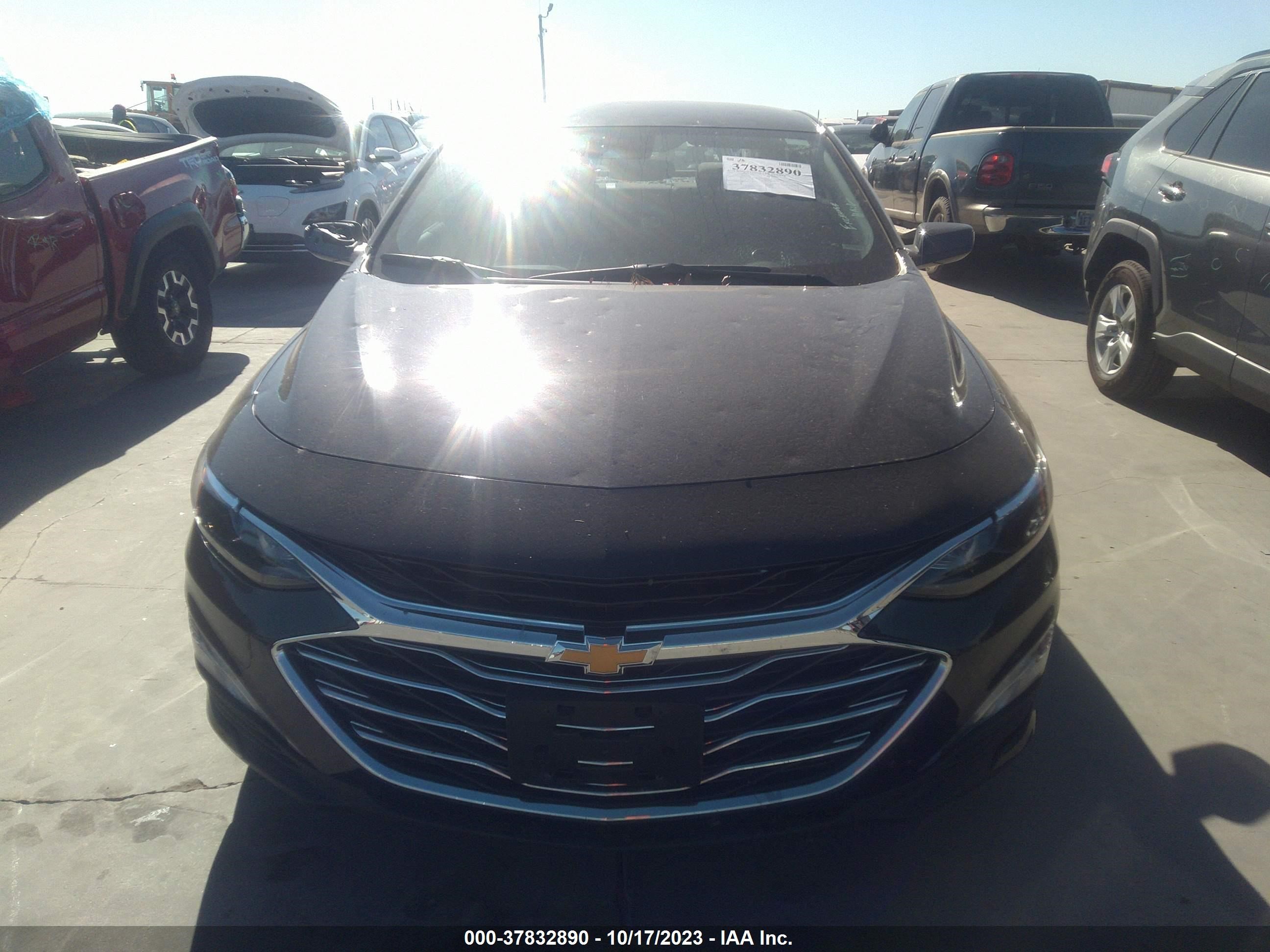 Photo 11 VIN: 1G1ZD5ST6PF233963 - CHEVROLET MALIBU 