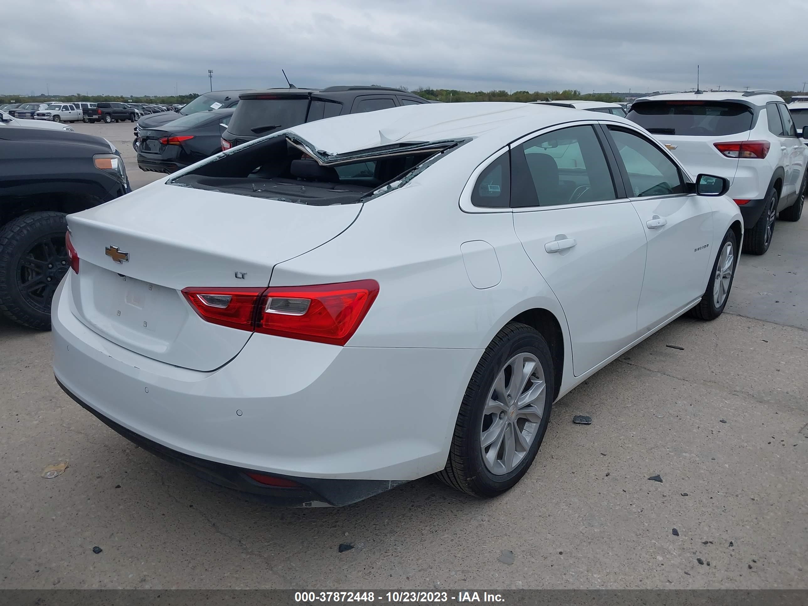 Photo 3 VIN: 1G1ZD5ST6RF103409 - CHEVROLET MALIBU 