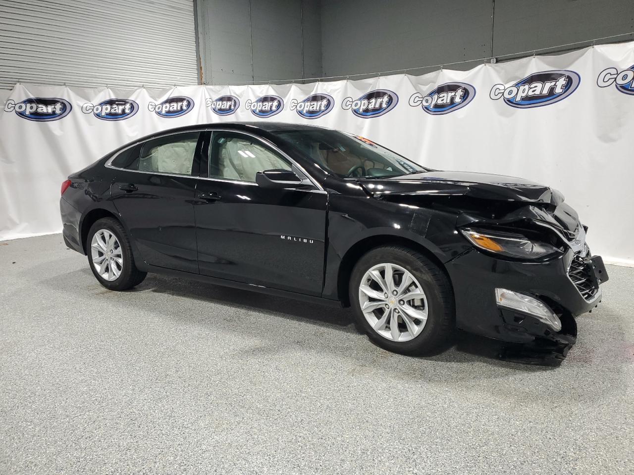 Photo 13 VIN: 1G1ZD5ST6RF206829 - CHEVROLET MALIBU 