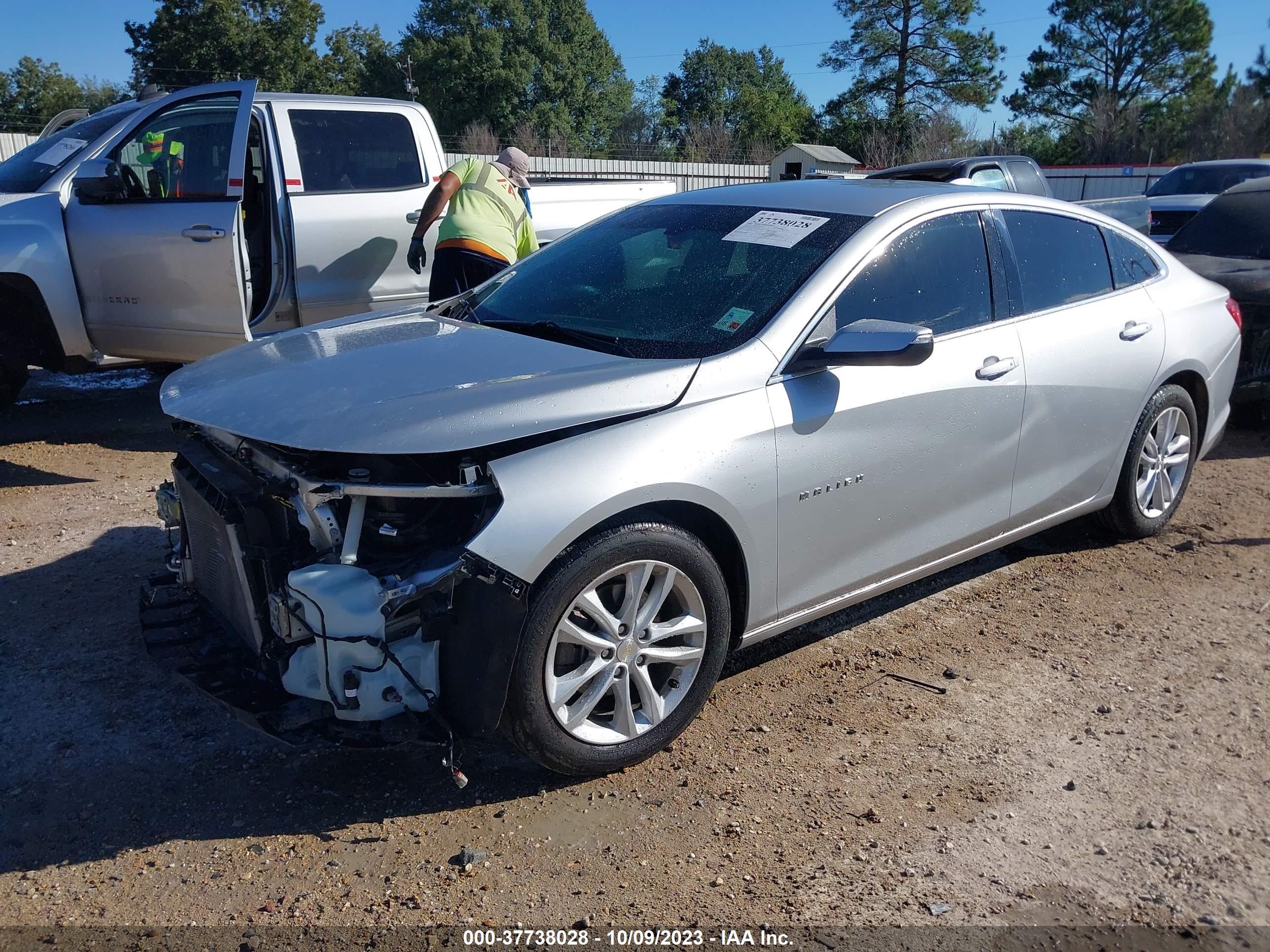 Photo 1 VIN: 1G1ZD5ST7JF136178 - CHEVROLET MALIBU 