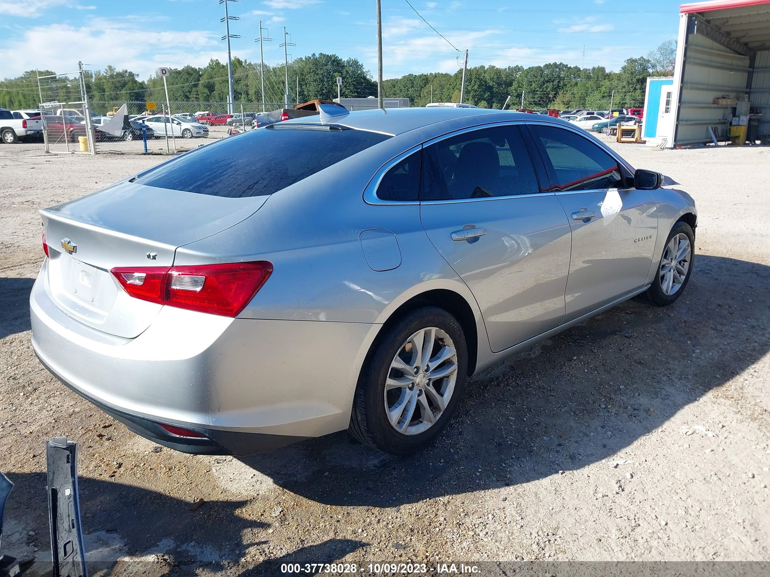 Photo 3 VIN: 1G1ZD5ST7JF136178 - CHEVROLET MALIBU 