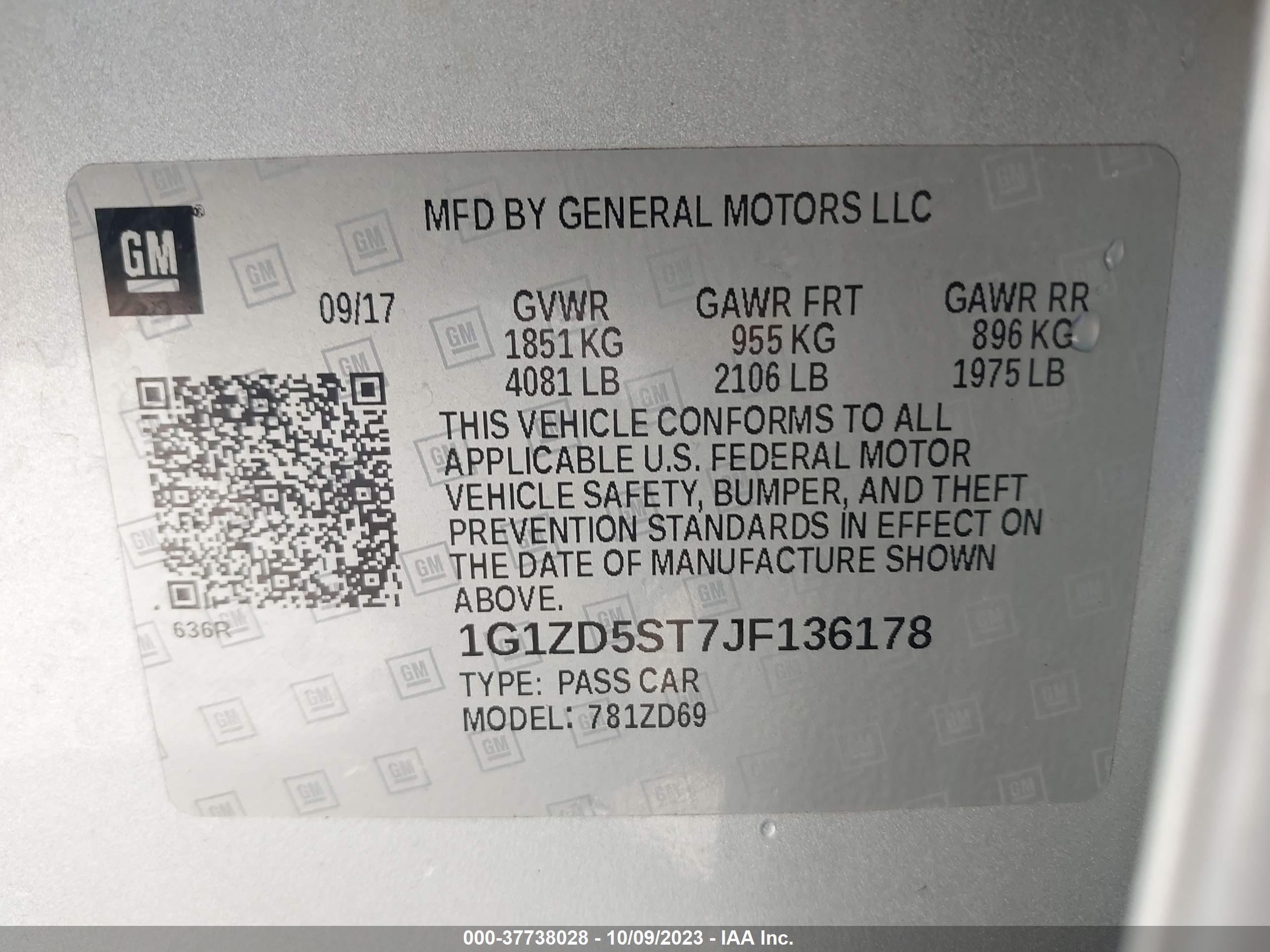 Photo 8 VIN: 1G1ZD5ST7JF136178 - CHEVROLET MALIBU 