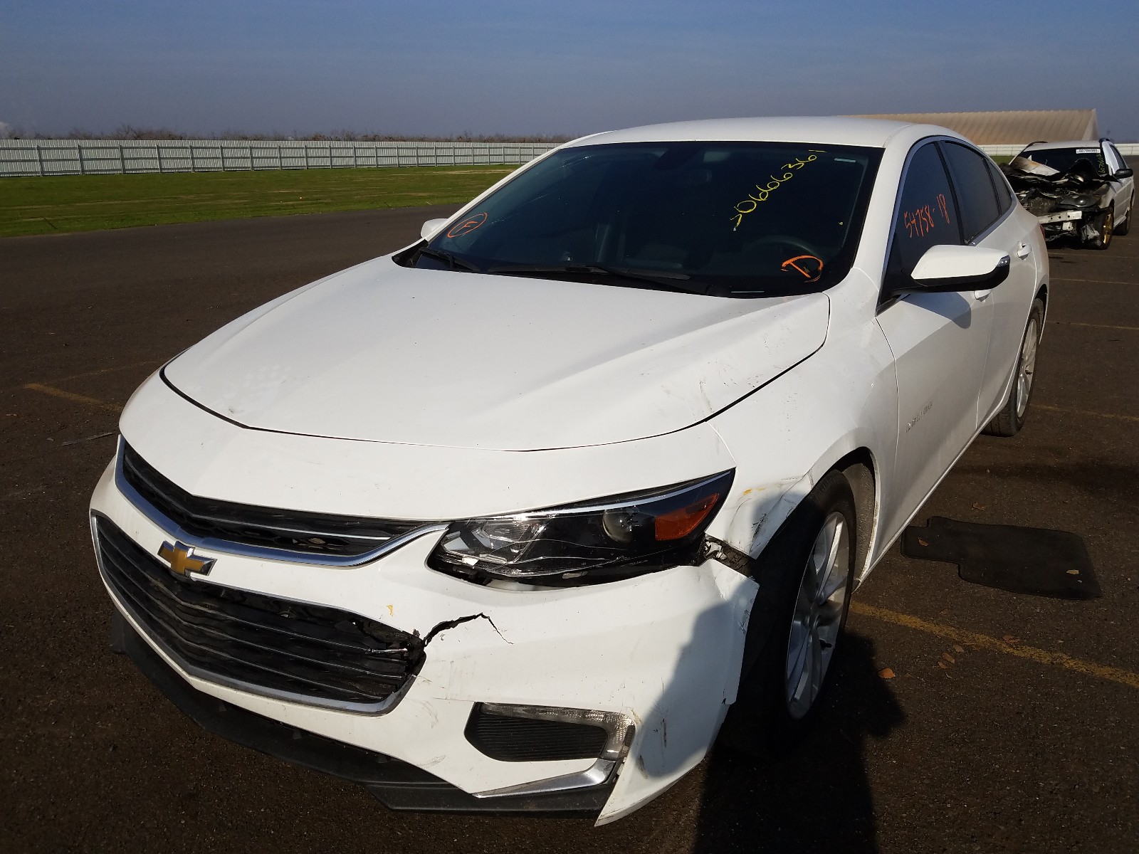 Photo 1 VIN: 1G1ZD5ST7JF138755 - CHEVROLET MALIBU LT 