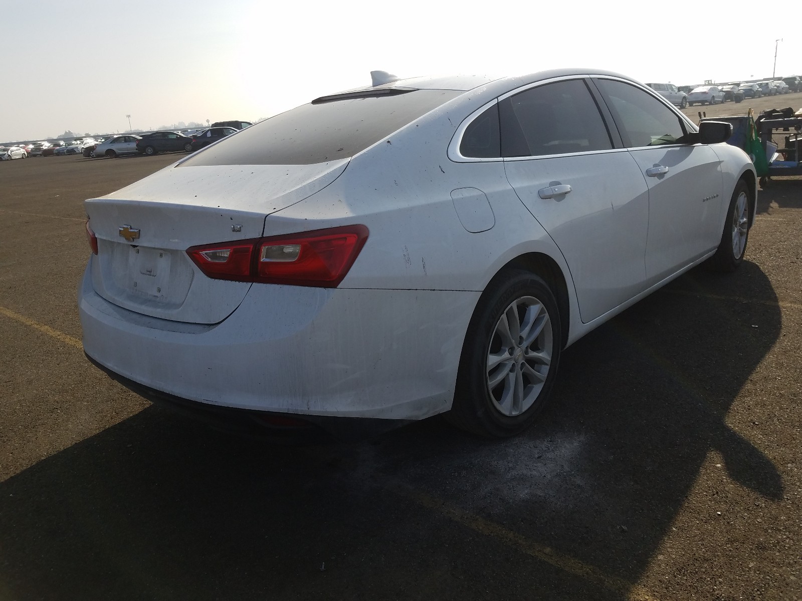 Photo 3 VIN: 1G1ZD5ST7JF138755 - CHEVROLET MALIBU LT 