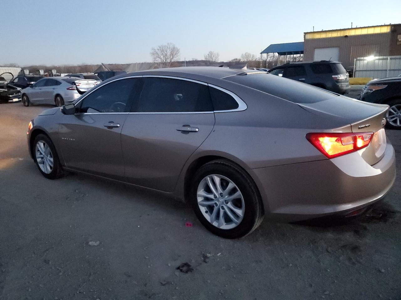 Photo 1 VIN: 1G1ZD5ST7JF236524 - CHEVROLET MALIBU 