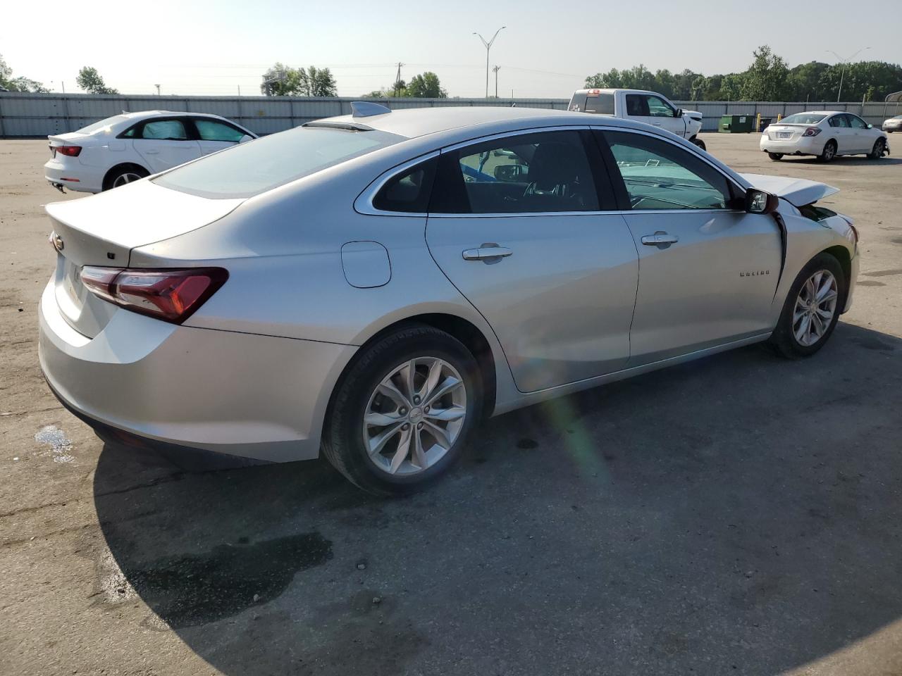 Photo 2 VIN: 1G1ZD5ST7KF126235 - CHEVROLET MALIBU 