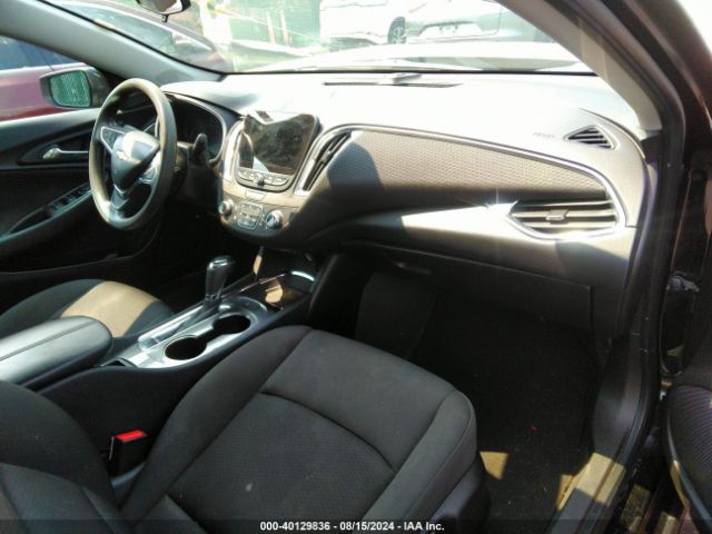 Photo 4 VIN: 1G1ZD5ST7KF152169 - CHEVROLET MALIBU 