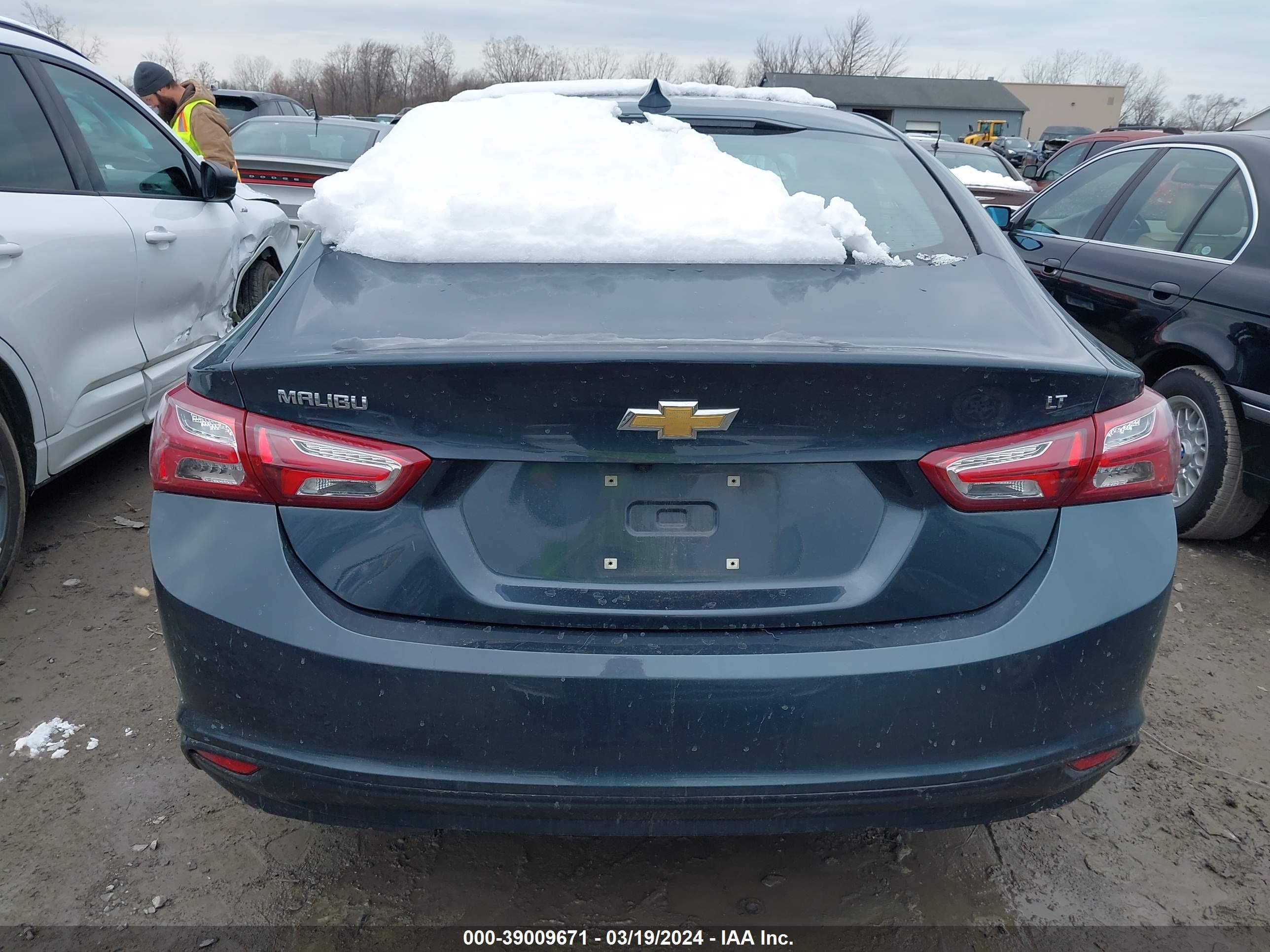 Photo 15 VIN: 1G1ZD5ST7LF013807 - CHEVROLET MALIBU 