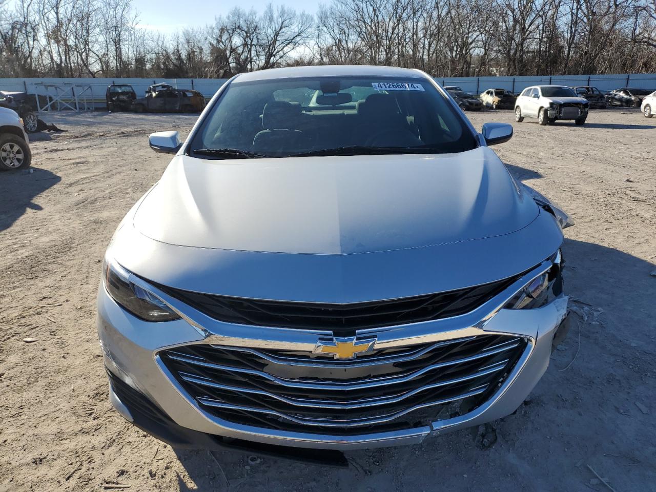 Photo 4 VIN: 1G1ZD5ST7LF100879 - CHEVROLET MALIBU 