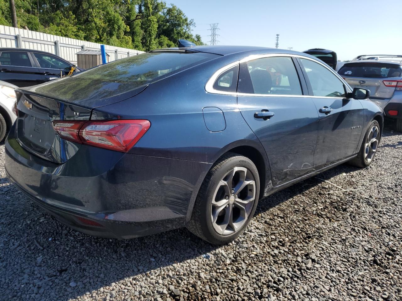 Photo 2 VIN: 1G1ZD5ST7LF104835 - CHEVROLET MALIBU 