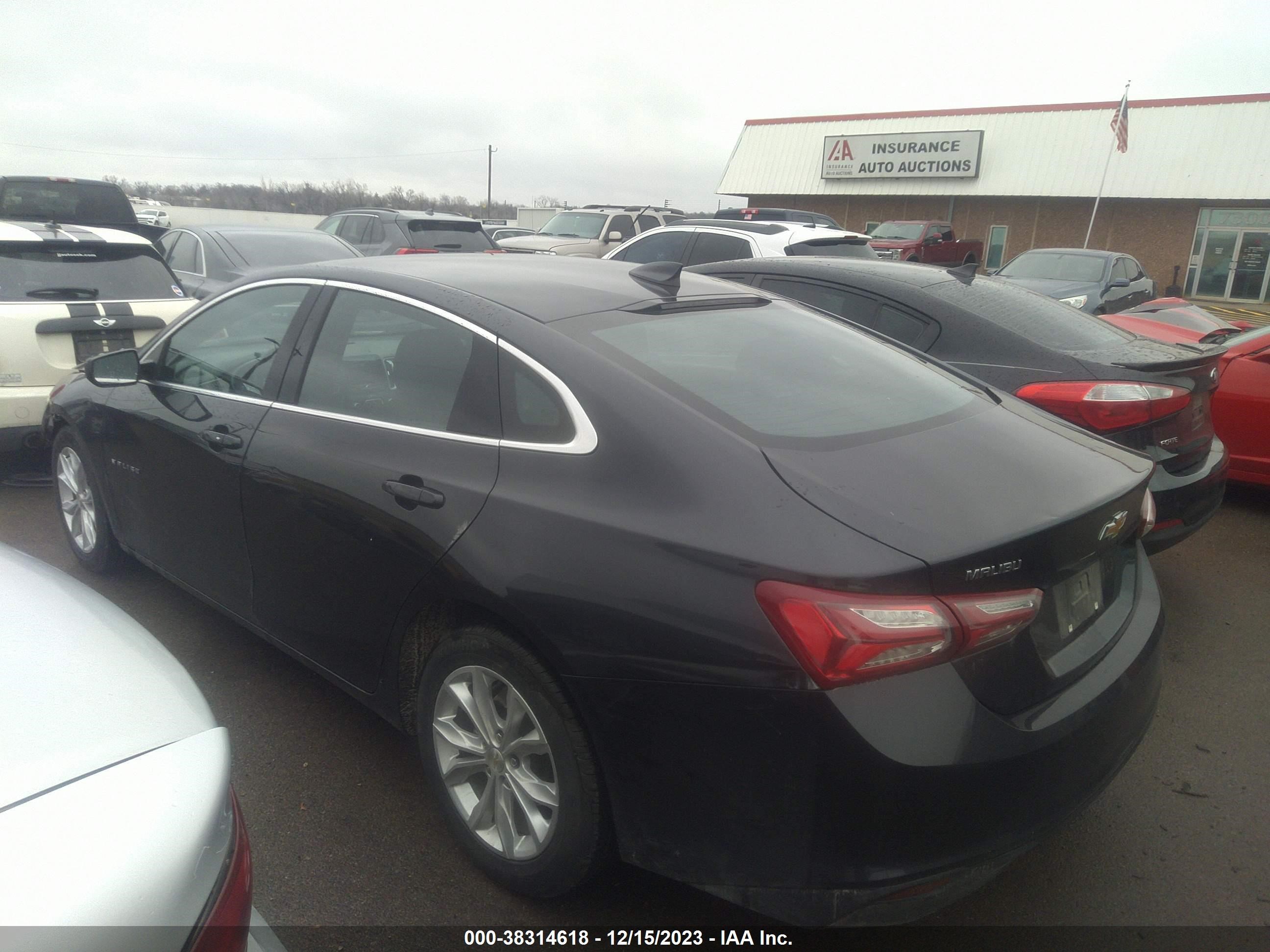 Photo 2 VIN: 1G1ZD5ST7NF154735 - CHEVROLET MALIBU 