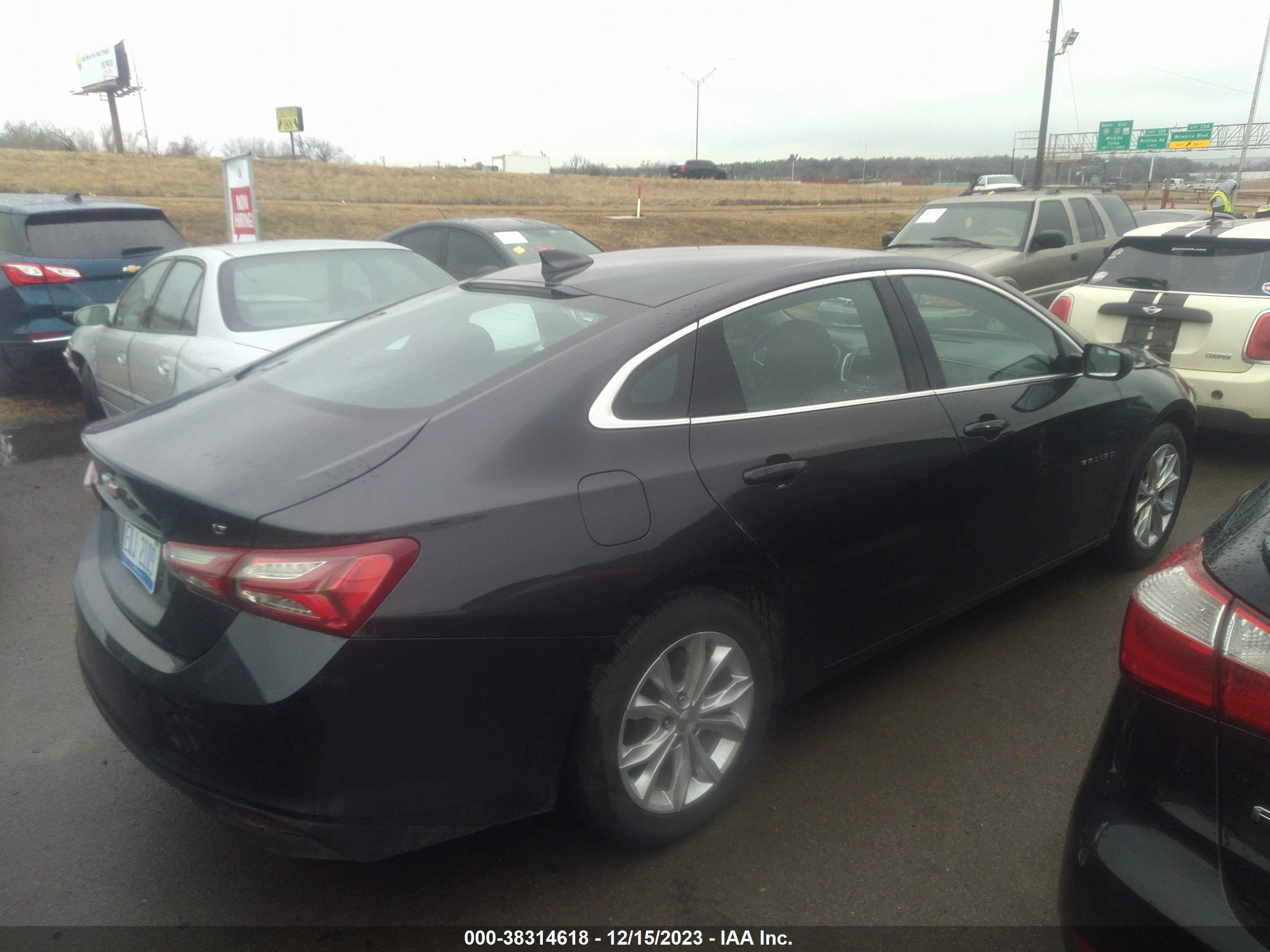 Photo 3 VIN: 1G1ZD5ST7NF154735 - CHEVROLET MALIBU 