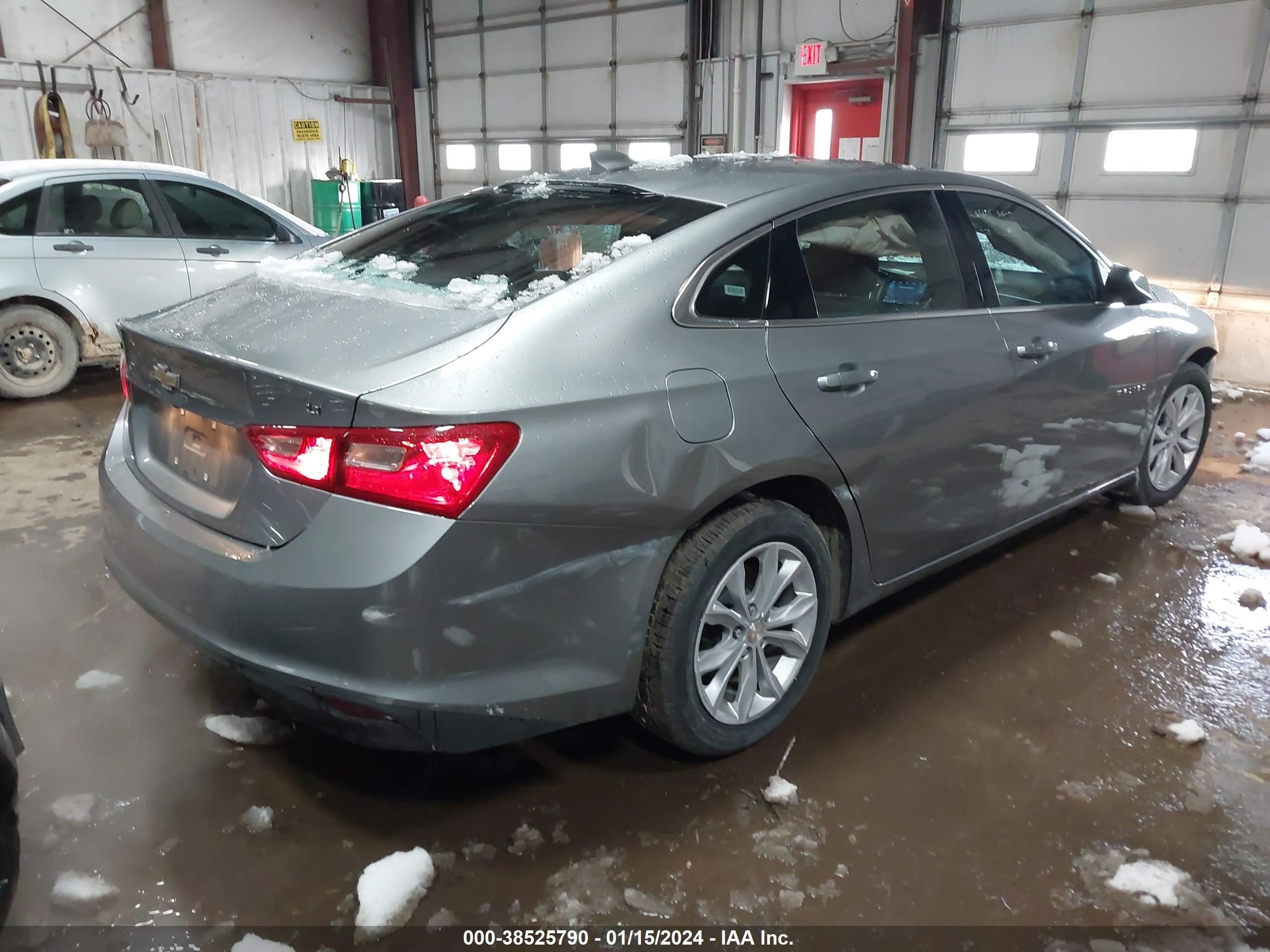 Photo 3 VIN: 1G1ZD5ST7PF171330 - CHEVROLET MALIBU 