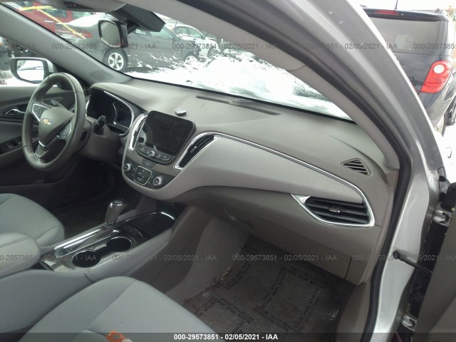 Photo 4 VIN: 1G1ZD5ST8JF113055 - CHEVROLET MALIBU 