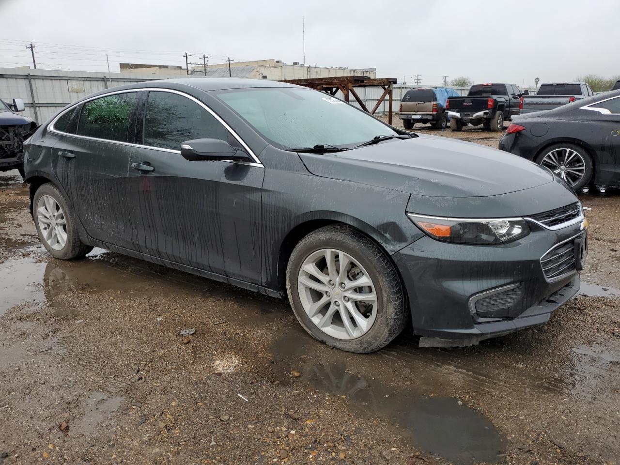 Photo 3 VIN: 1G1ZD5ST8JF126212 - CHEVROLET MALIBU 