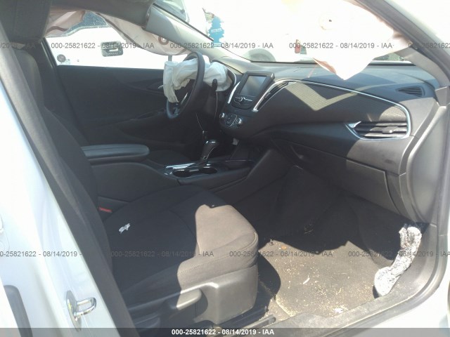 Photo 4 VIN: 1G1ZD5ST8JF137436 - CHEVROLET MALIBU 