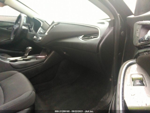 Photo 4 VIN: 1G1ZD5ST8JF152860 - CHEVROLET MALIBU 