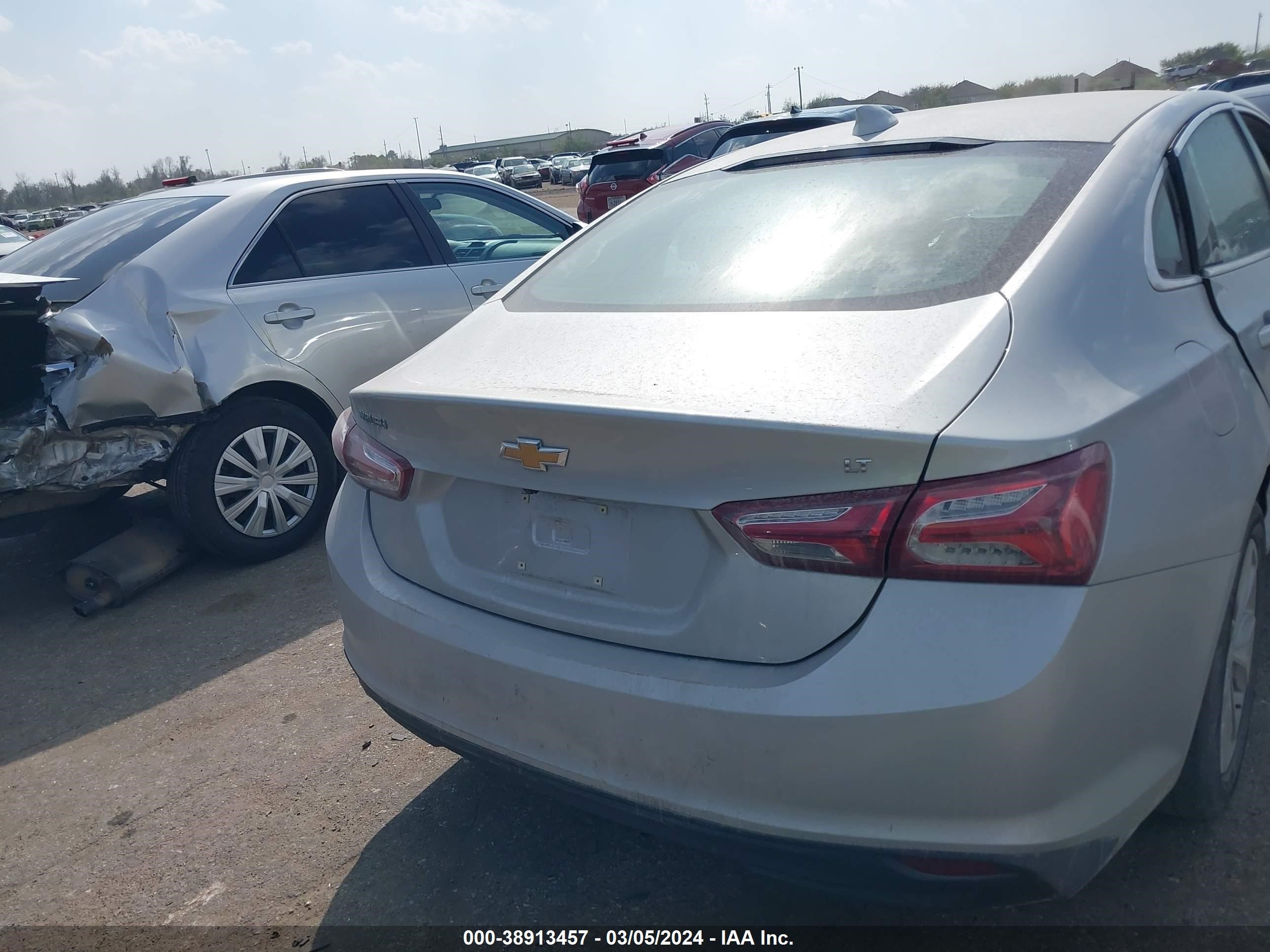 Photo 14 VIN: 1G1ZD5ST8LF033838 - CHEVROLET MALIBU 