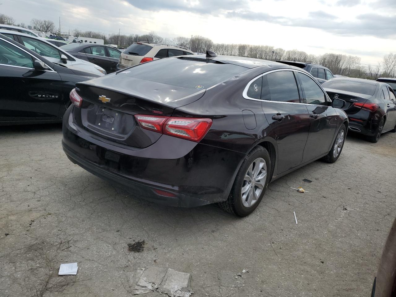 Photo 2 VIN: 1G1ZD5ST8LF043575 - CHEVROLET MALIBU 