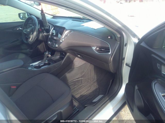 Photo 4 VIN: 1G1ZD5ST8LF151503 - CHEVROLET MALIBU 