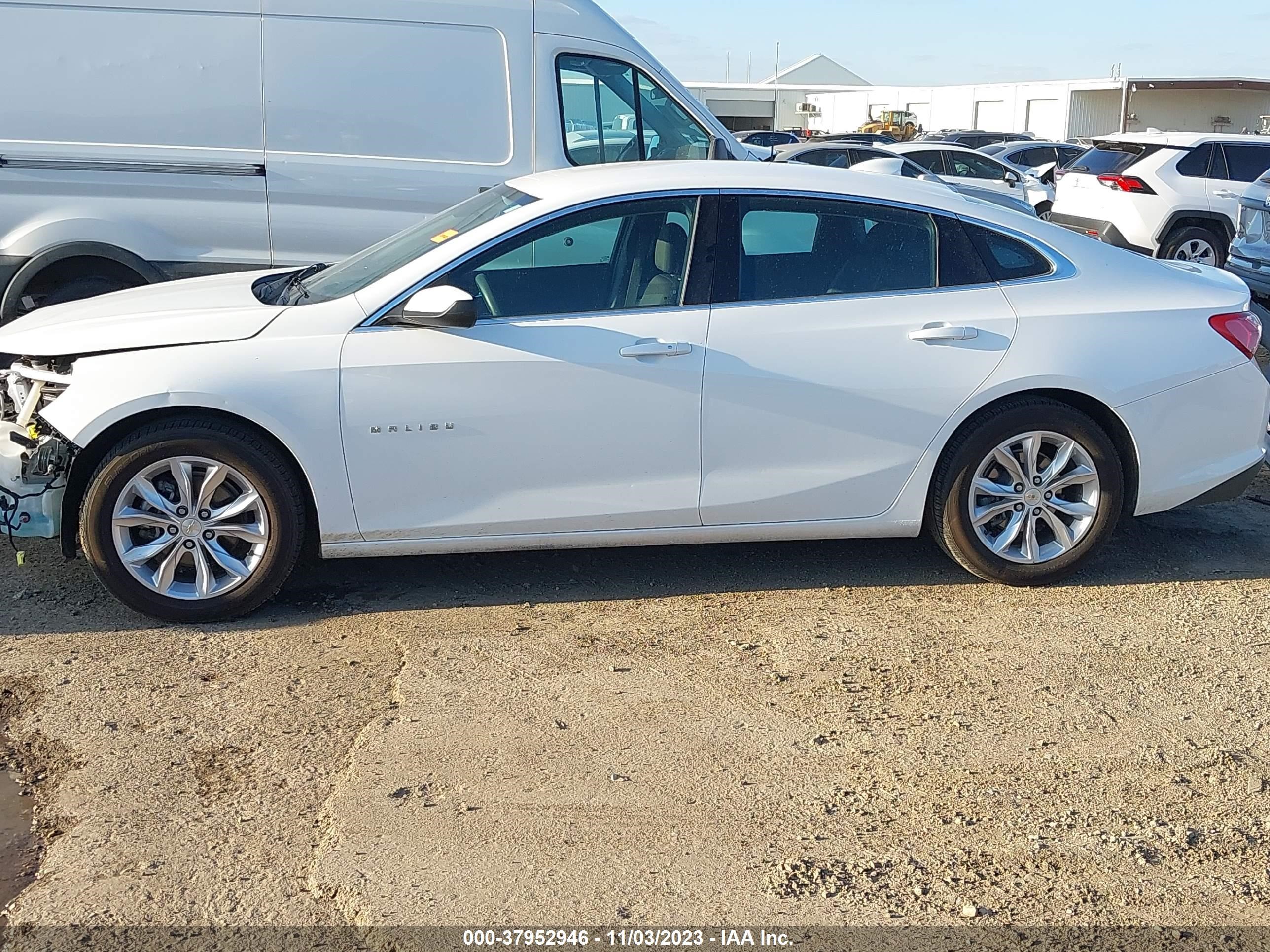 Photo 14 VIN: 1G1ZD5ST8MF028172 - CHEVROLET MALIBU 