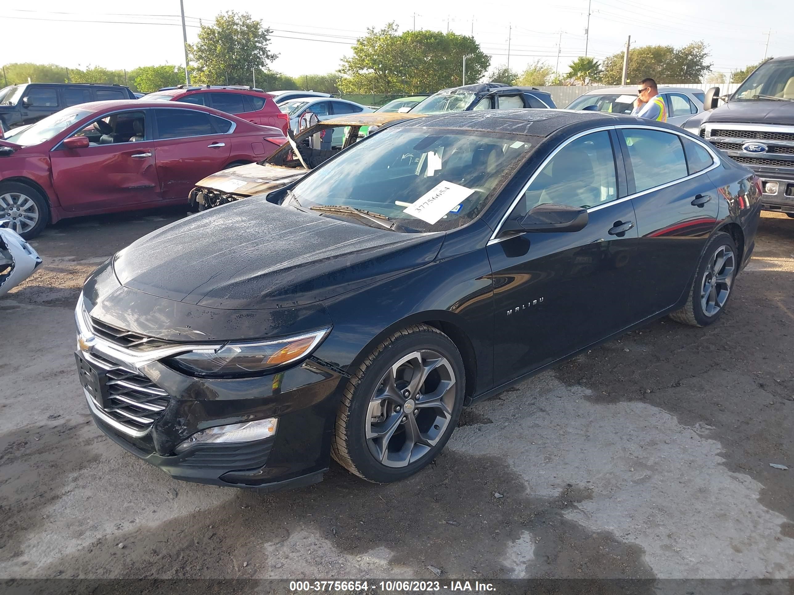 Photo 1 VIN: 1G1ZD5ST8MF067327 - CHEVROLET MALIBU 